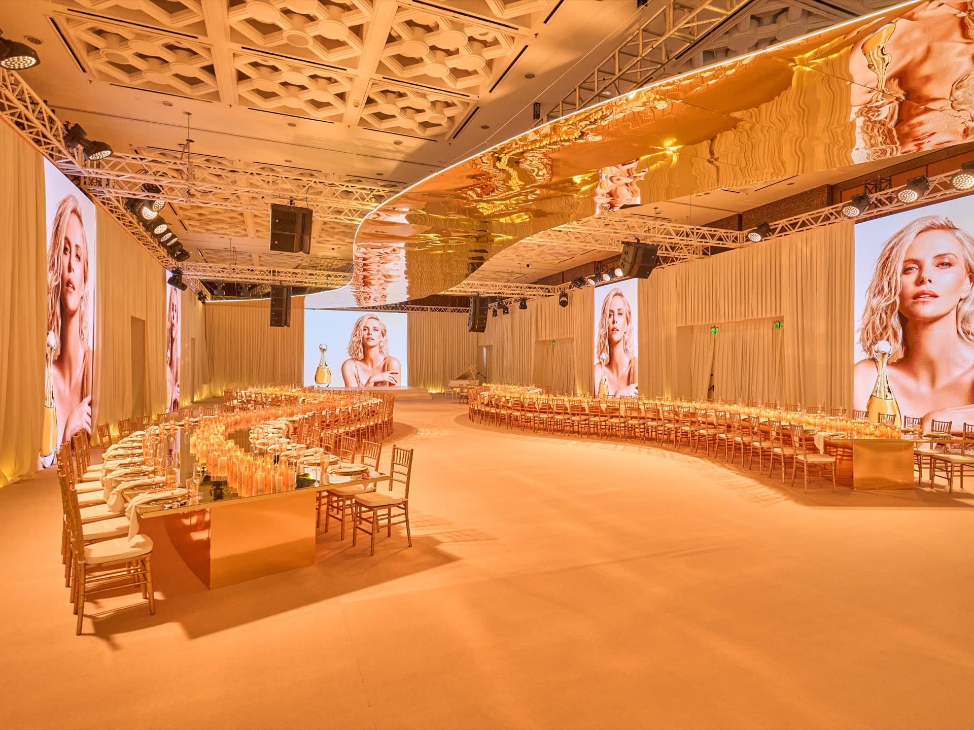 Фантастические миры Мики Барни