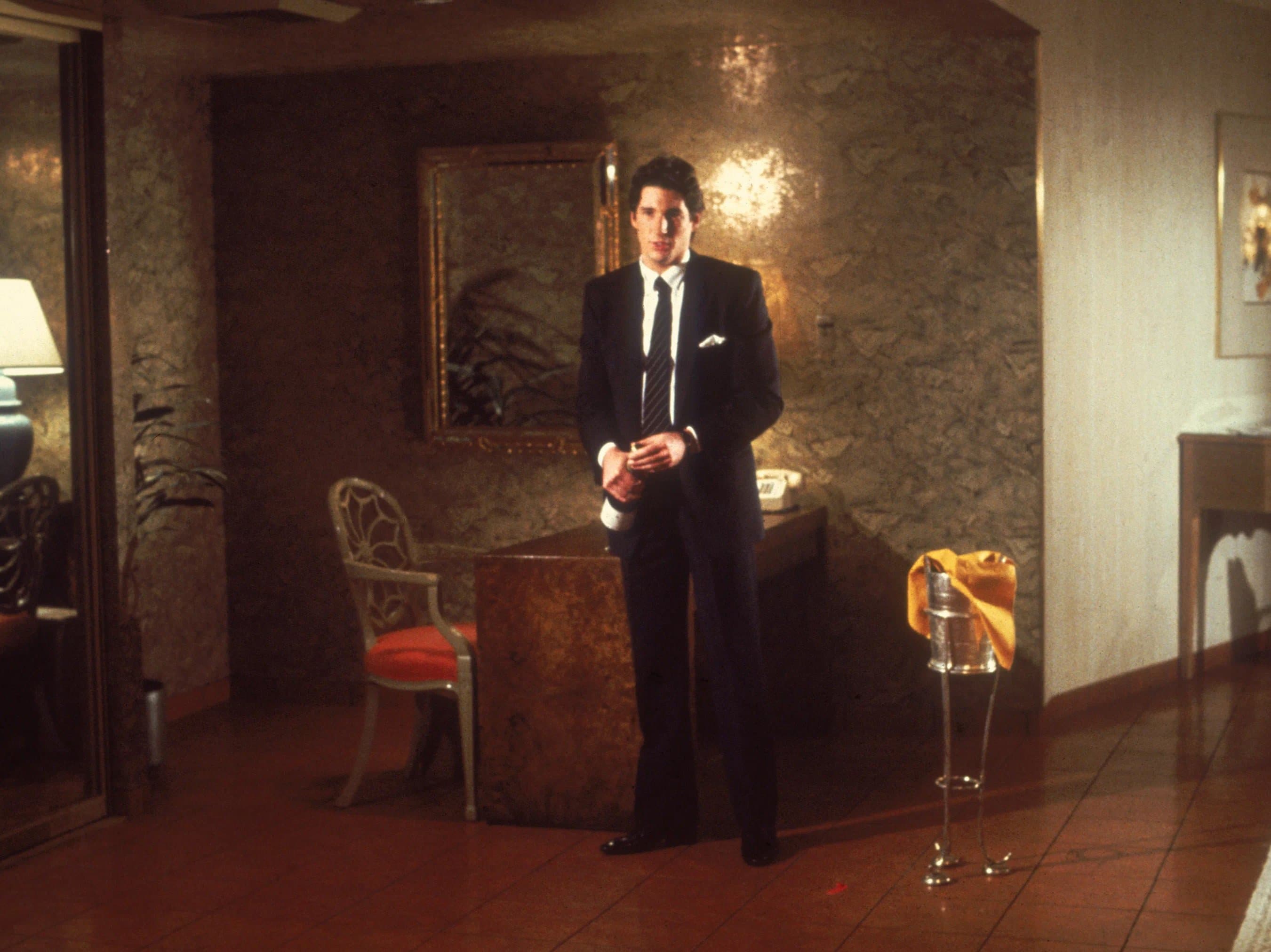 Теперь без Армани