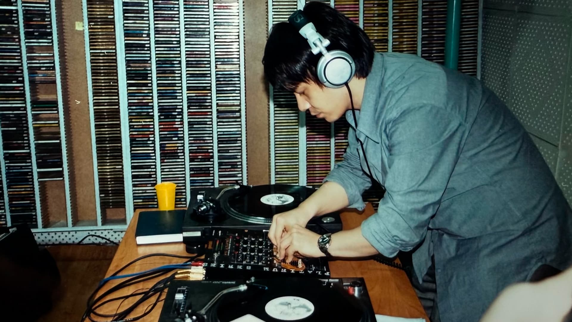 Кадр из документального фильма «Алматинский хаус» | YouTube