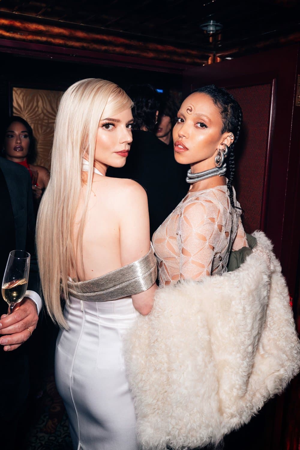 Аня Тейлор Джой и FKA-Twigs