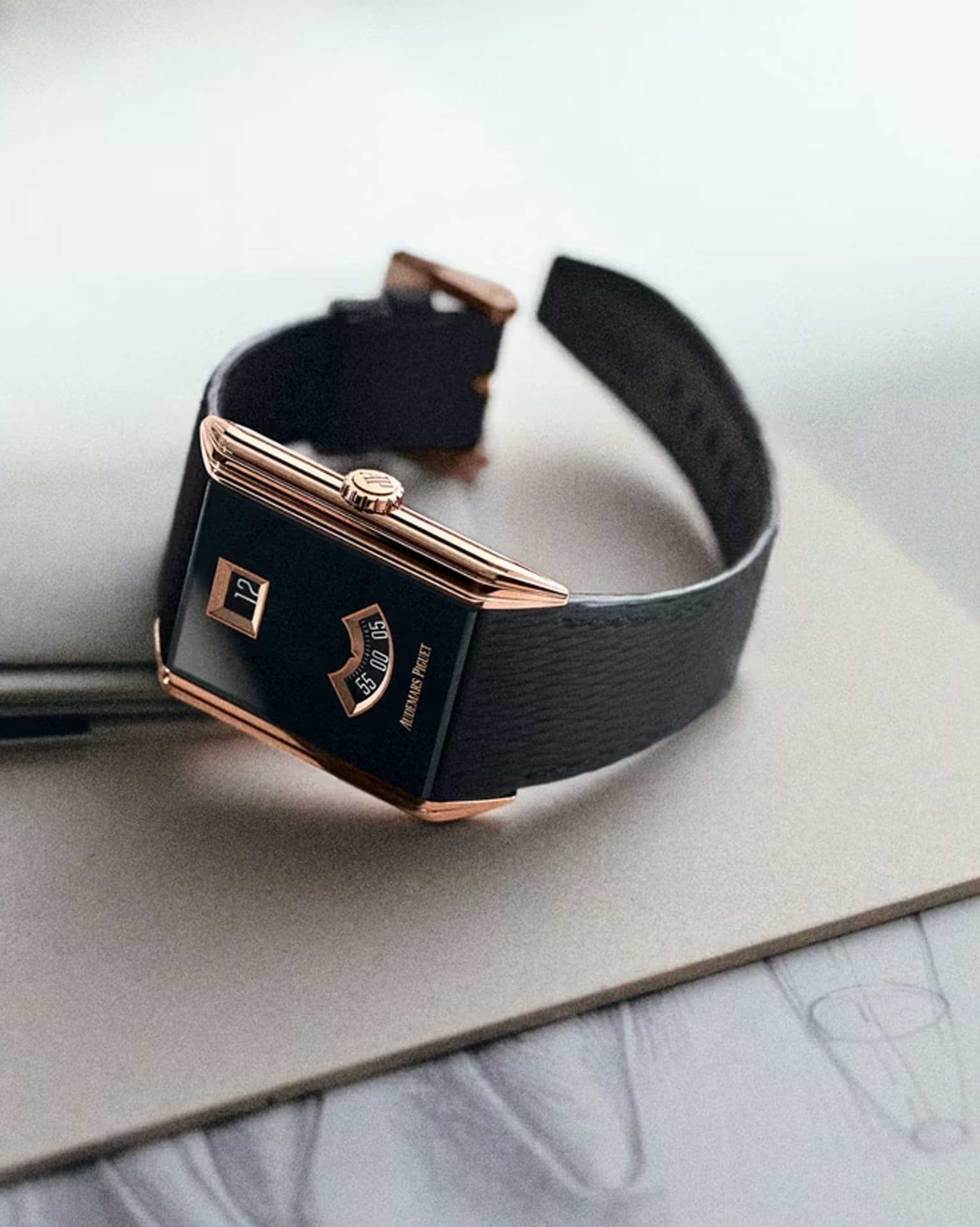 Audemars Piguet Neo Frame Jumping Hour | Официальный сайт Audemars Piguet