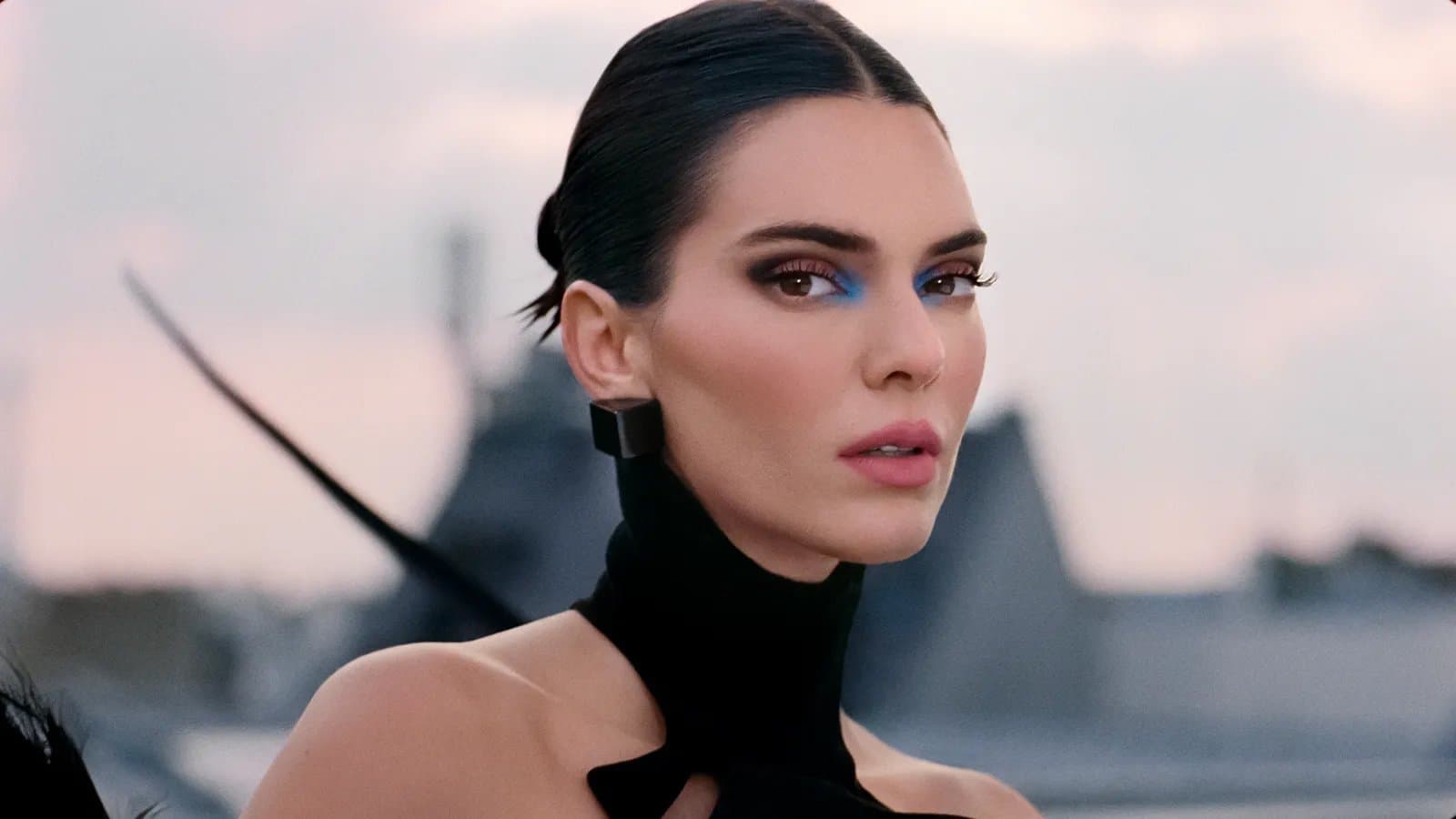 Instagram @lorealparis