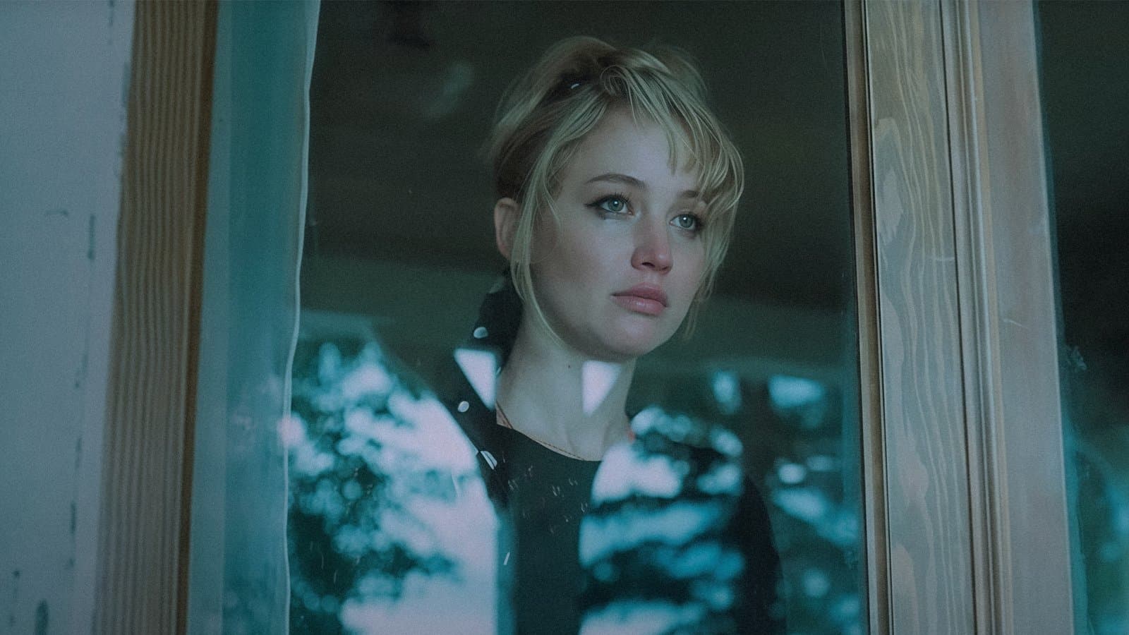 Кадр из трейлера к фильму «Умри, моя любовь» | MUBI