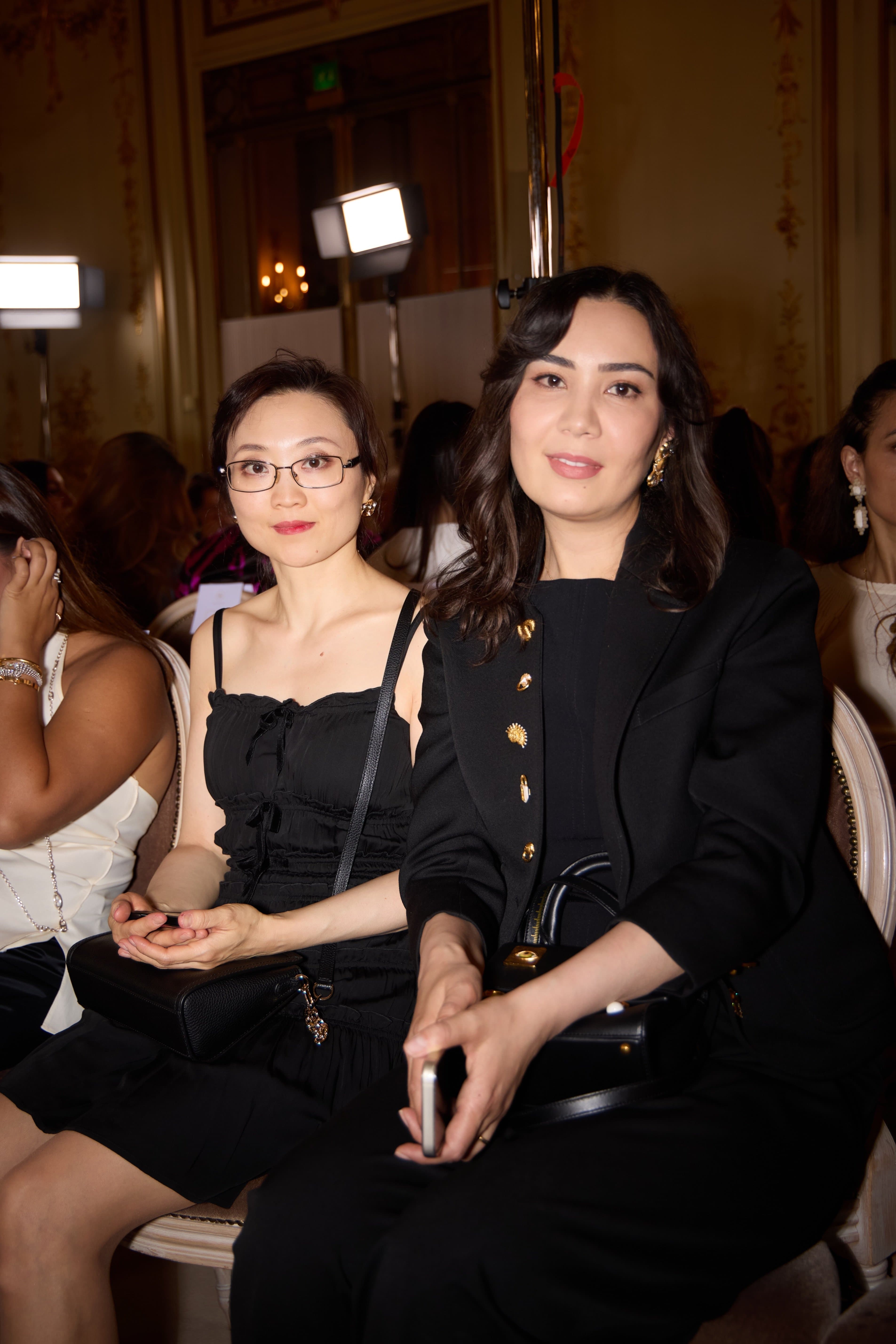 LALI x SALTANAT: узбекская вышивка и казахстанские украшения в Париже