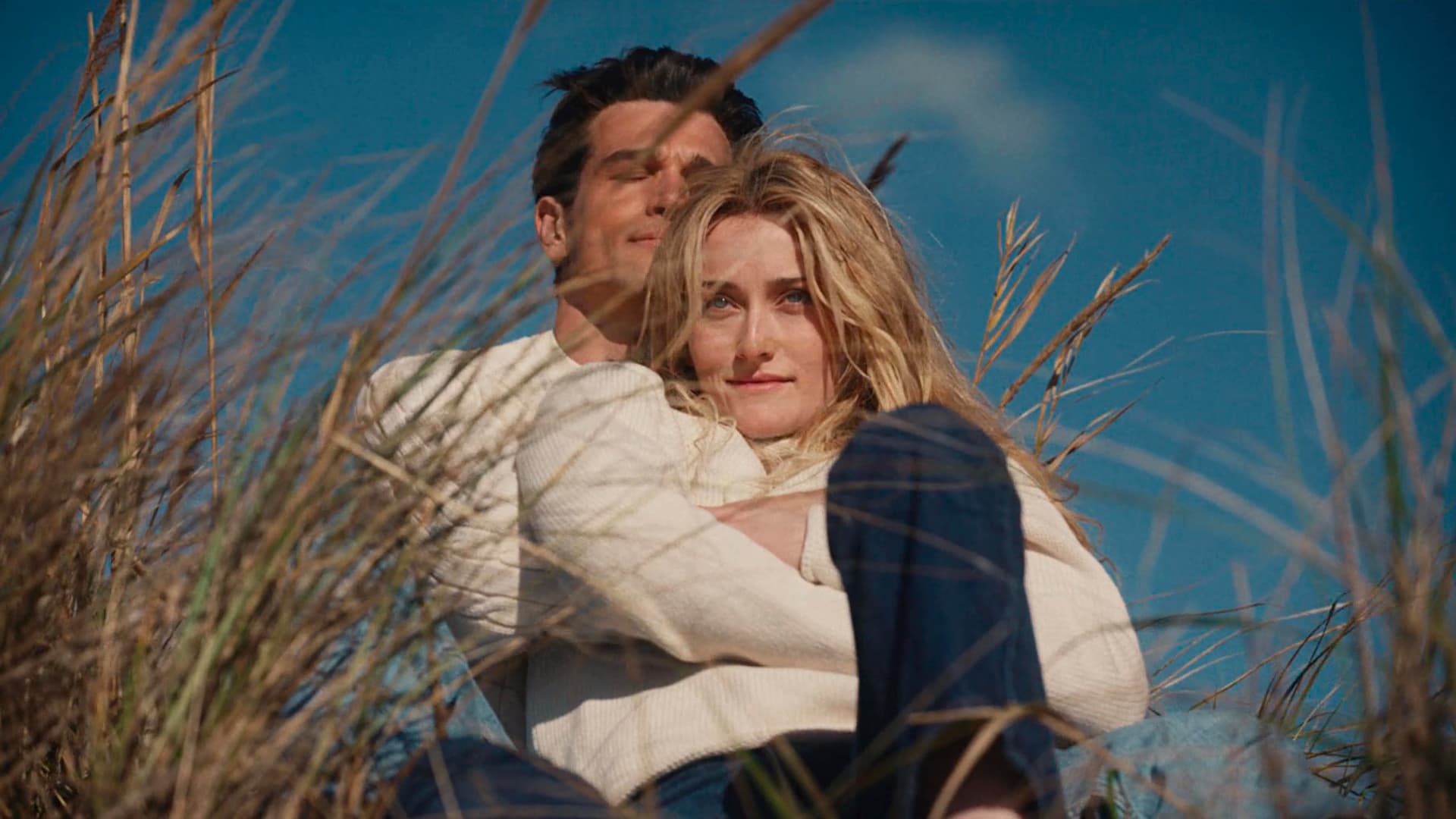 «Америкалық махаббат хикаясы» сериалынан көрініс | IMDb