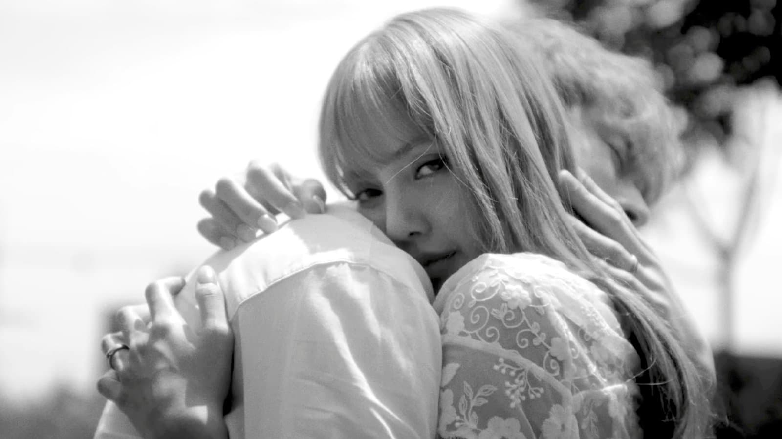 LISA в музыкальном видео на песню Dream