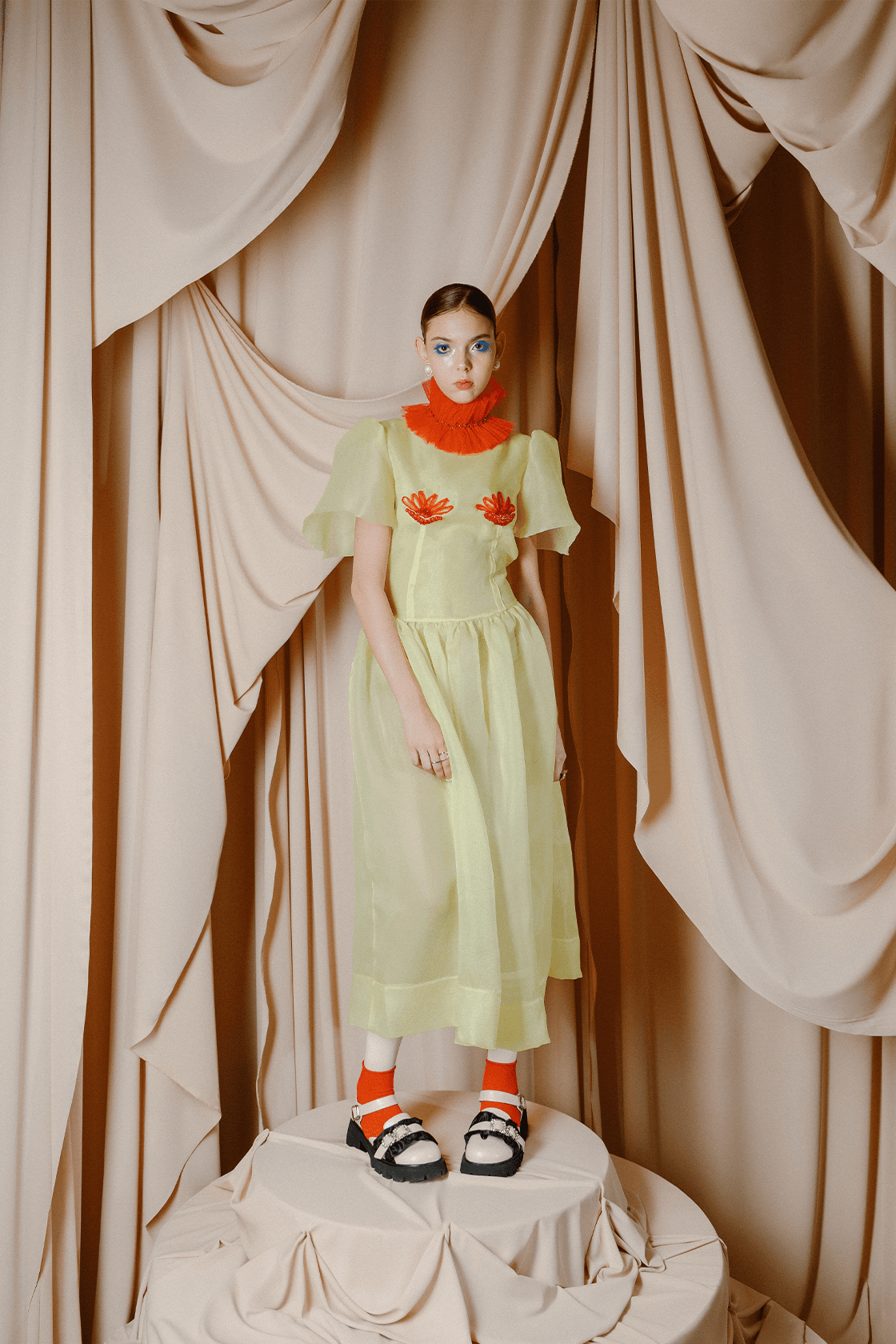 Аяқ киім: @larossa.kz