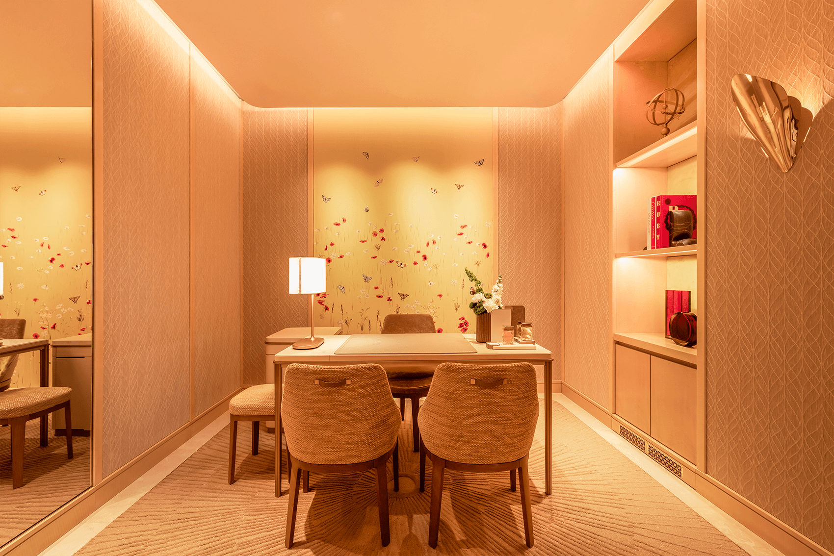 Шелковый путь Cartier: как прошло открытие обновленного бутика в Алматы