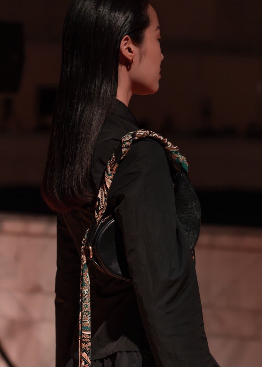 Богатый дастархан на J.KIM: как прошел показ коллекции весна-лето 2026 Quroq