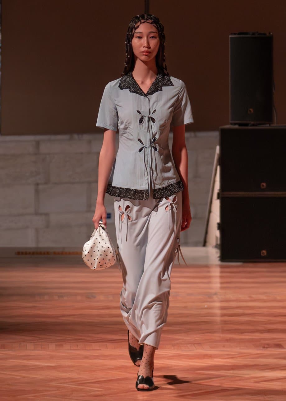 Богатый дастархан на J.KIM: как прошел показ коллекции весна-лето 2026 Quroq