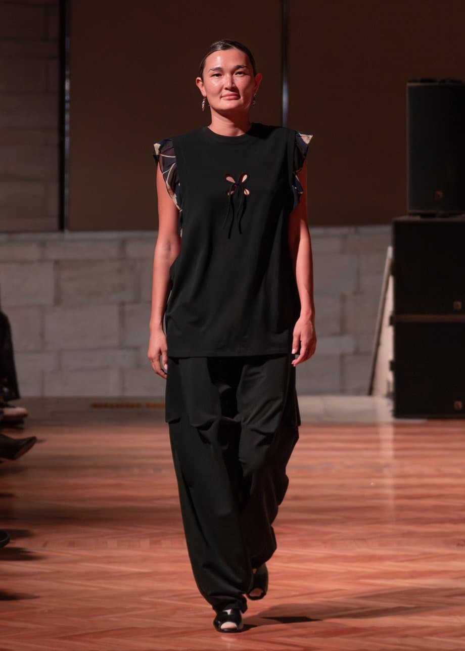 Богатый дастархан на J.KIM: как прошел показ коллекции весна-лето 2026 Quroq