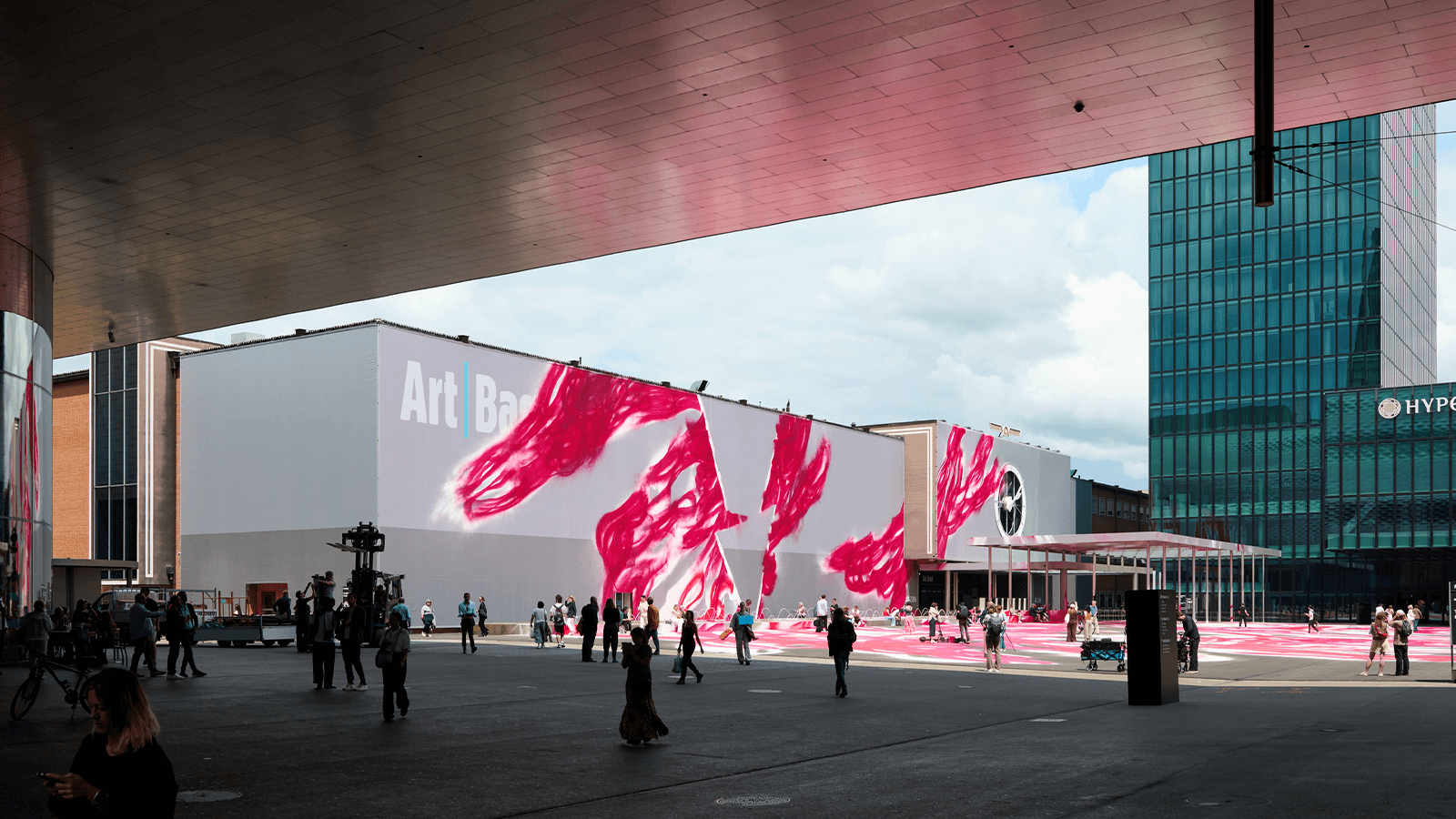 artbasel.com