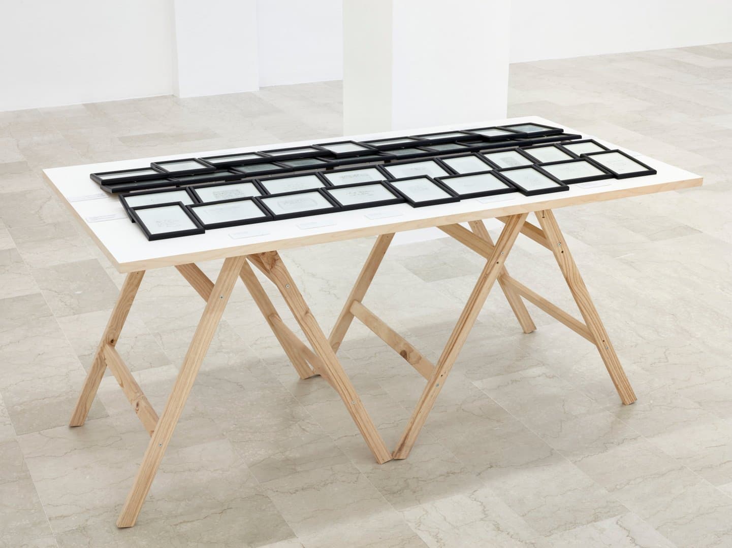 Joachim Schmid, Zur Theorie der Fotografie, 1986 | artcologne.com