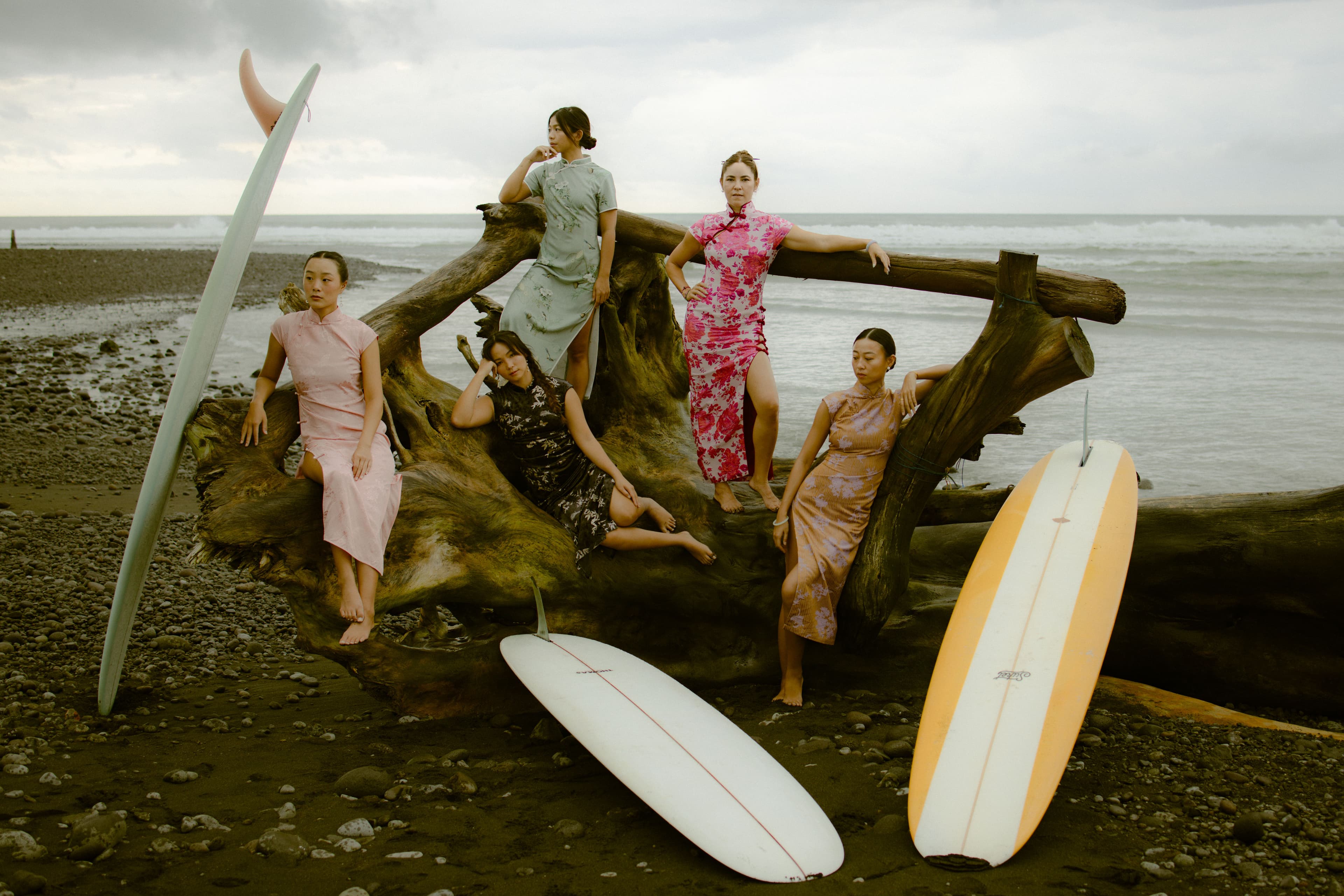 Майке Су Фэнсин Альтенбург, Бекки Лю, Жозефина Бахари, Шерил Ли Мэйнлэнд, Нино Чу | Фотограф: Арчи Геотина