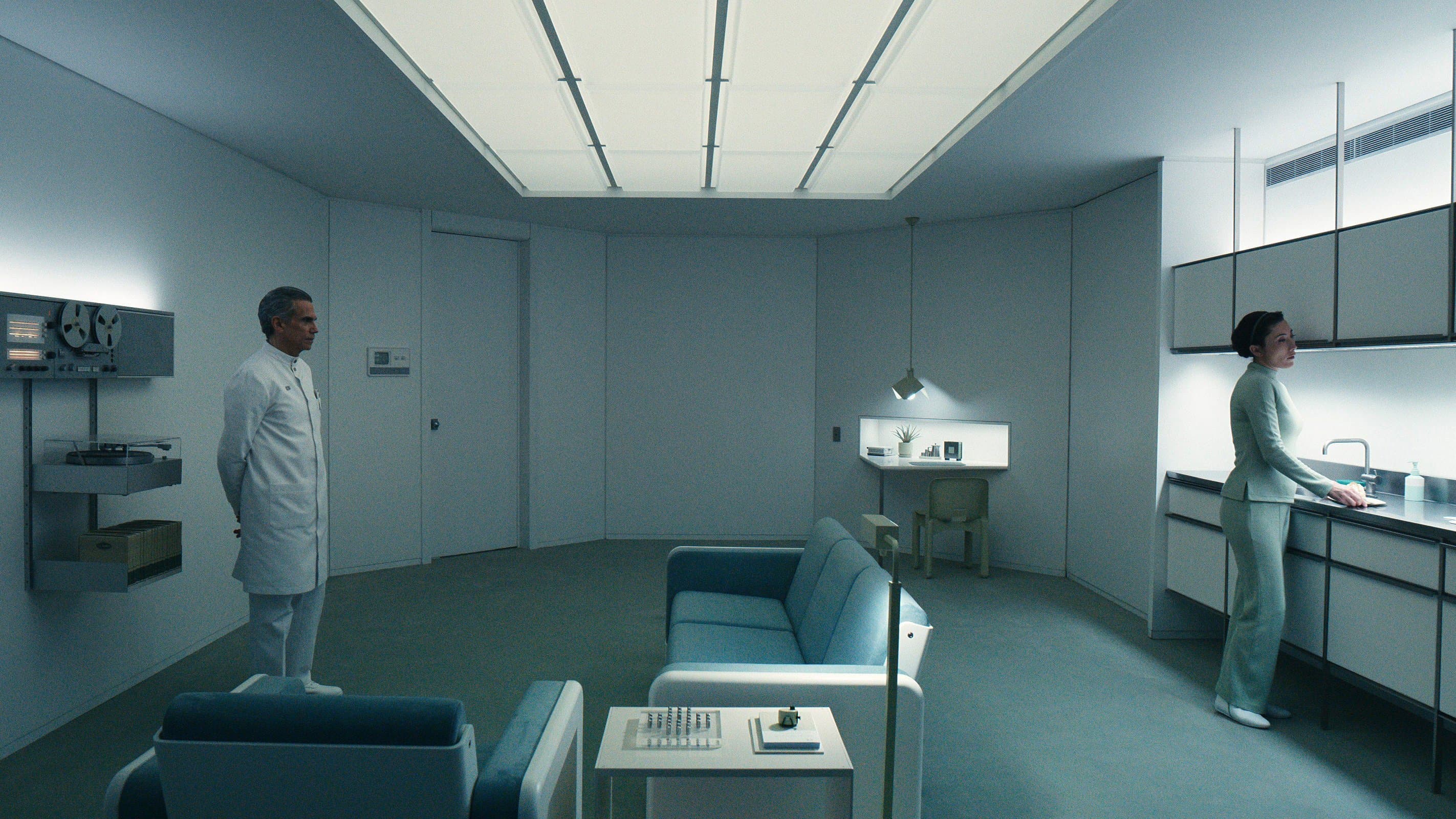 Custom Sofa, «Severance» сериалынан алынған кадр