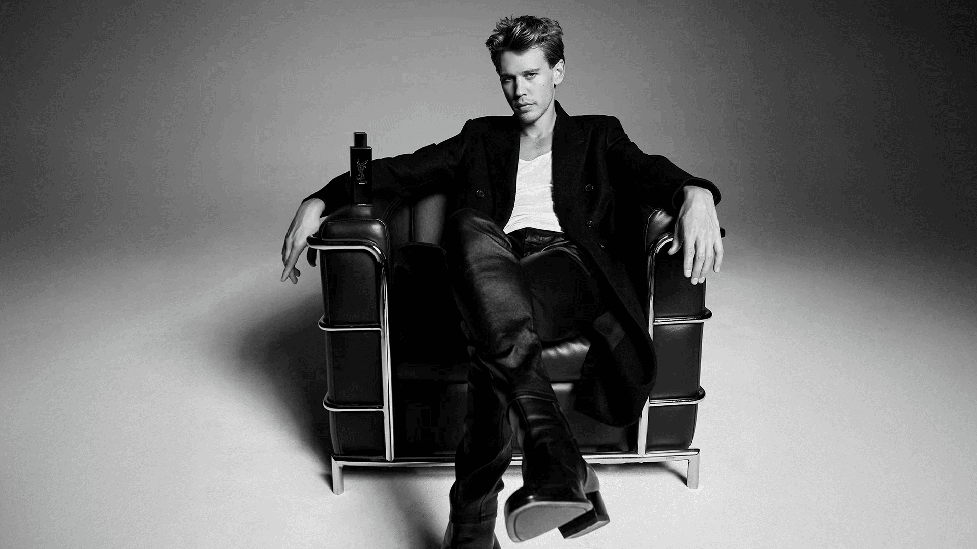 Остин Батлер для YSL Beauty | Фотограф: Грег Уильямс