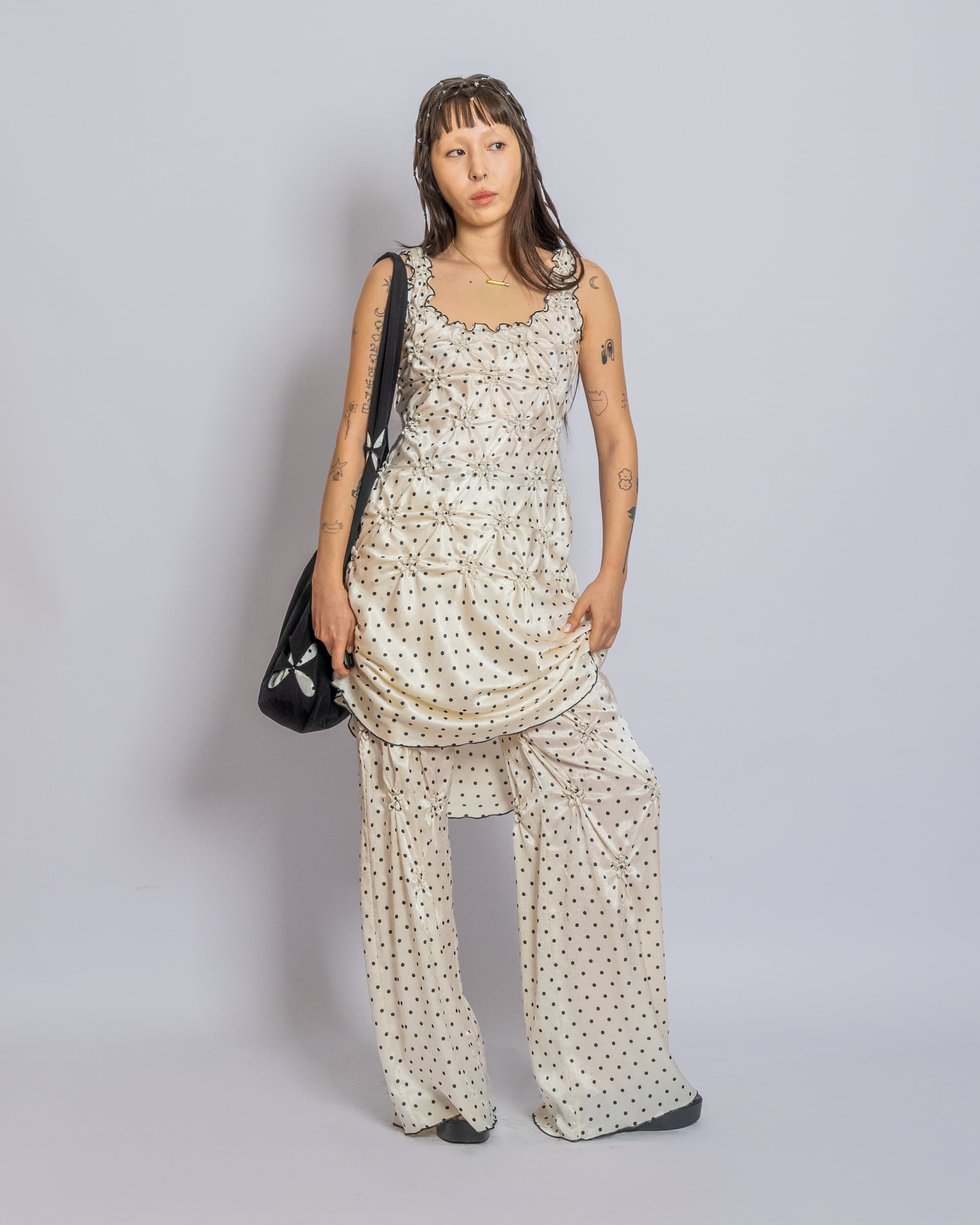 J.KIM көктем-жаз 2026 көрсетілімінің сахна сыртынан көрініс