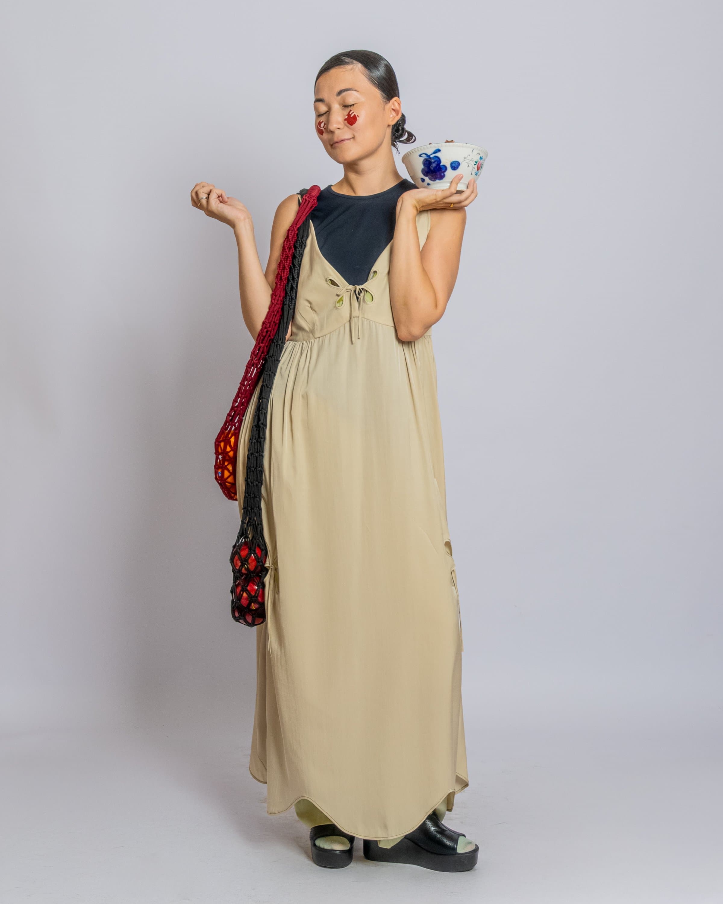 J.KIM көктем-жаз 2026 көрсетілімінің сахна сыртынан көрініс