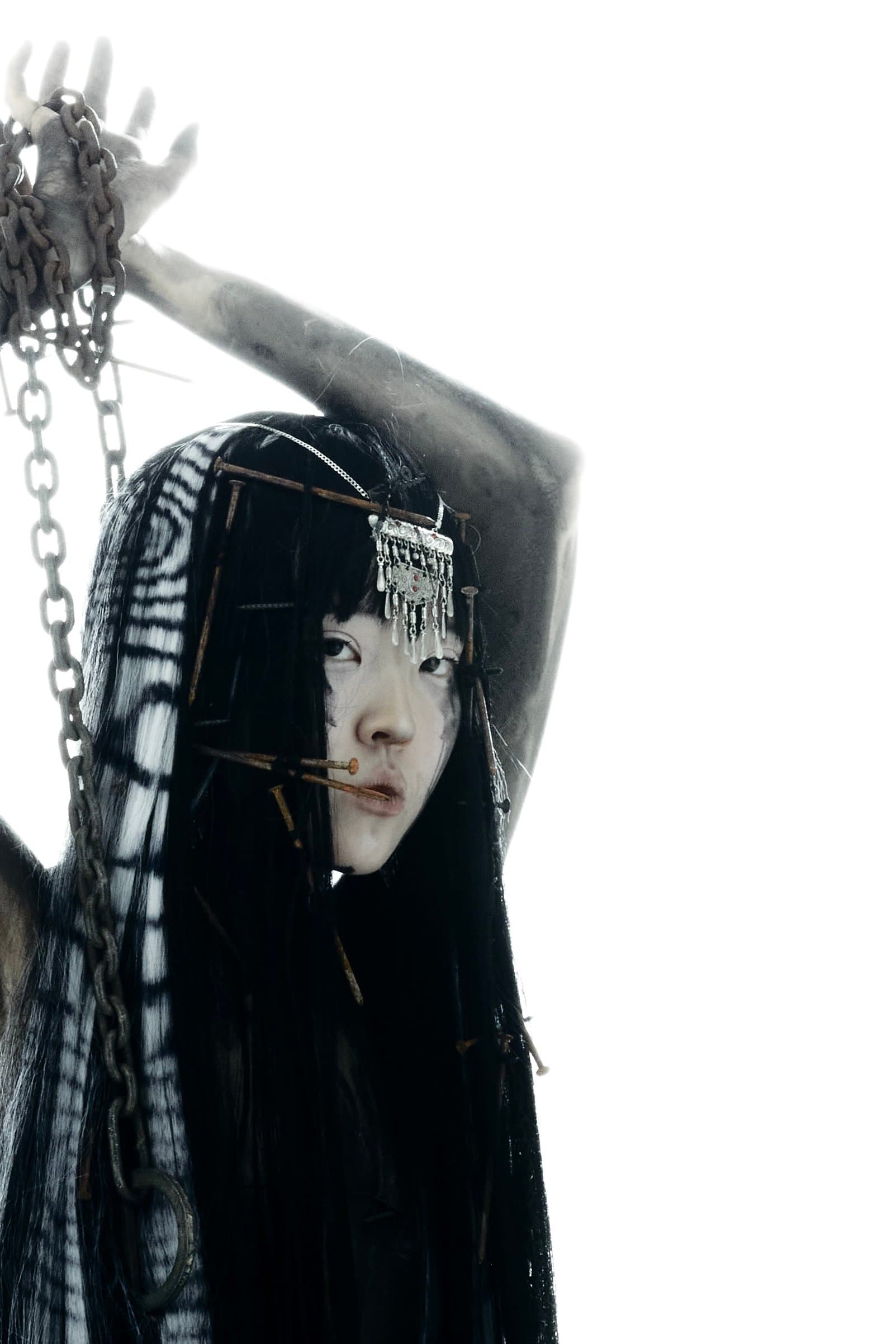 Tatler Lens: образы внутренних демонов