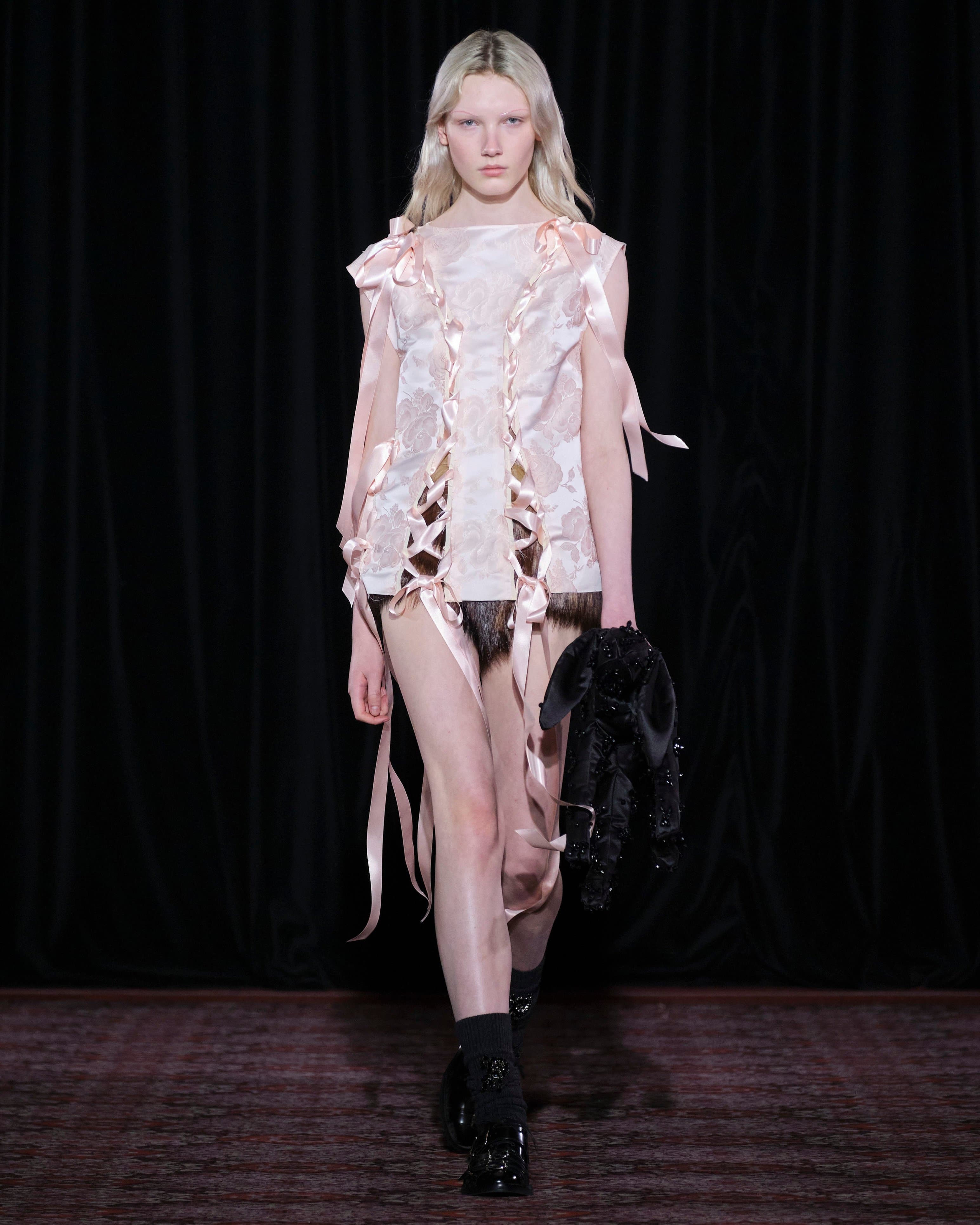Simone Rocha, Ready to Wear Fall Winter 2025