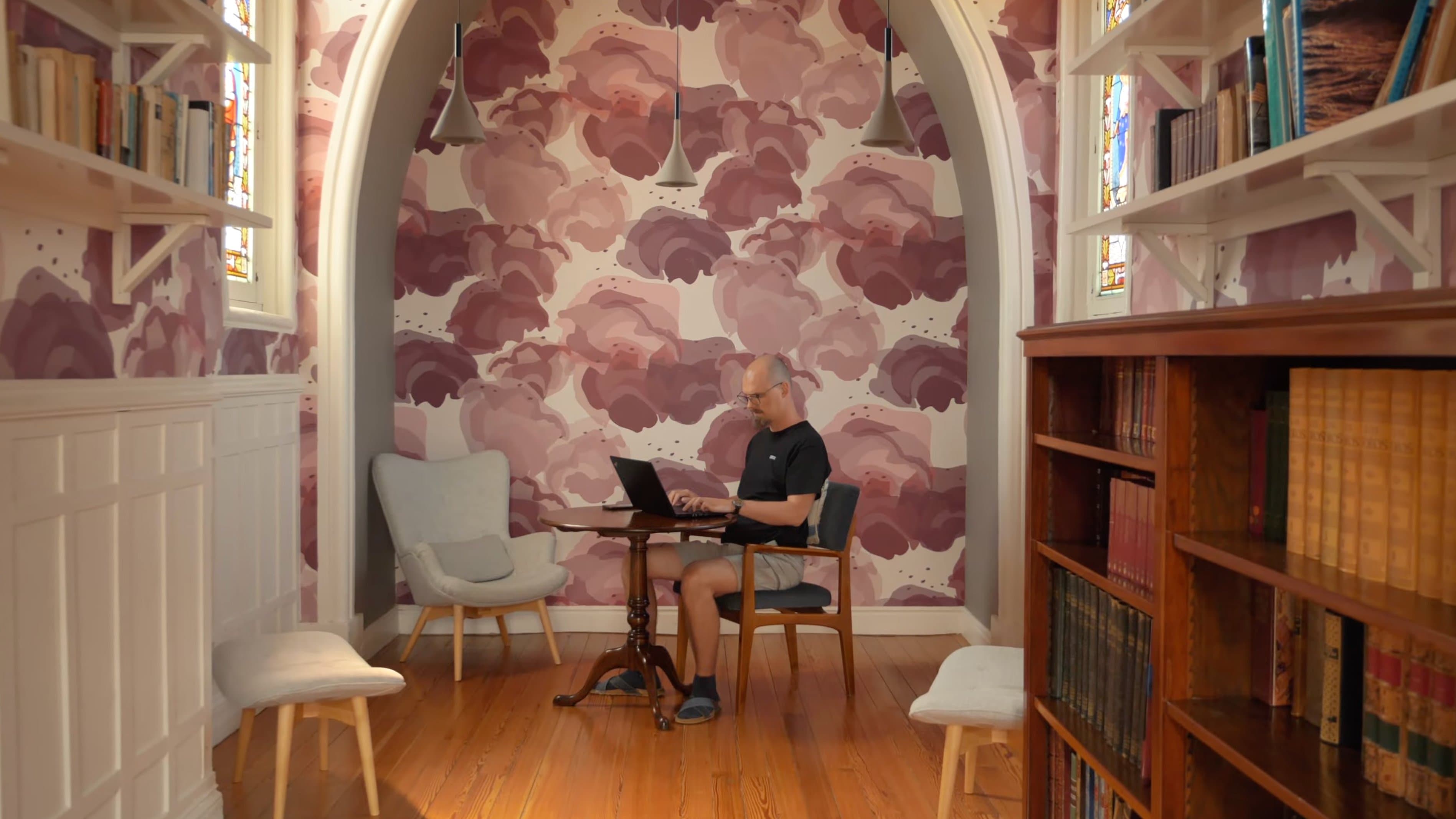 Цифрлық көшпенділер қайдан жұмыс істейді? Ең үздік коворкингтер мен коливингтер