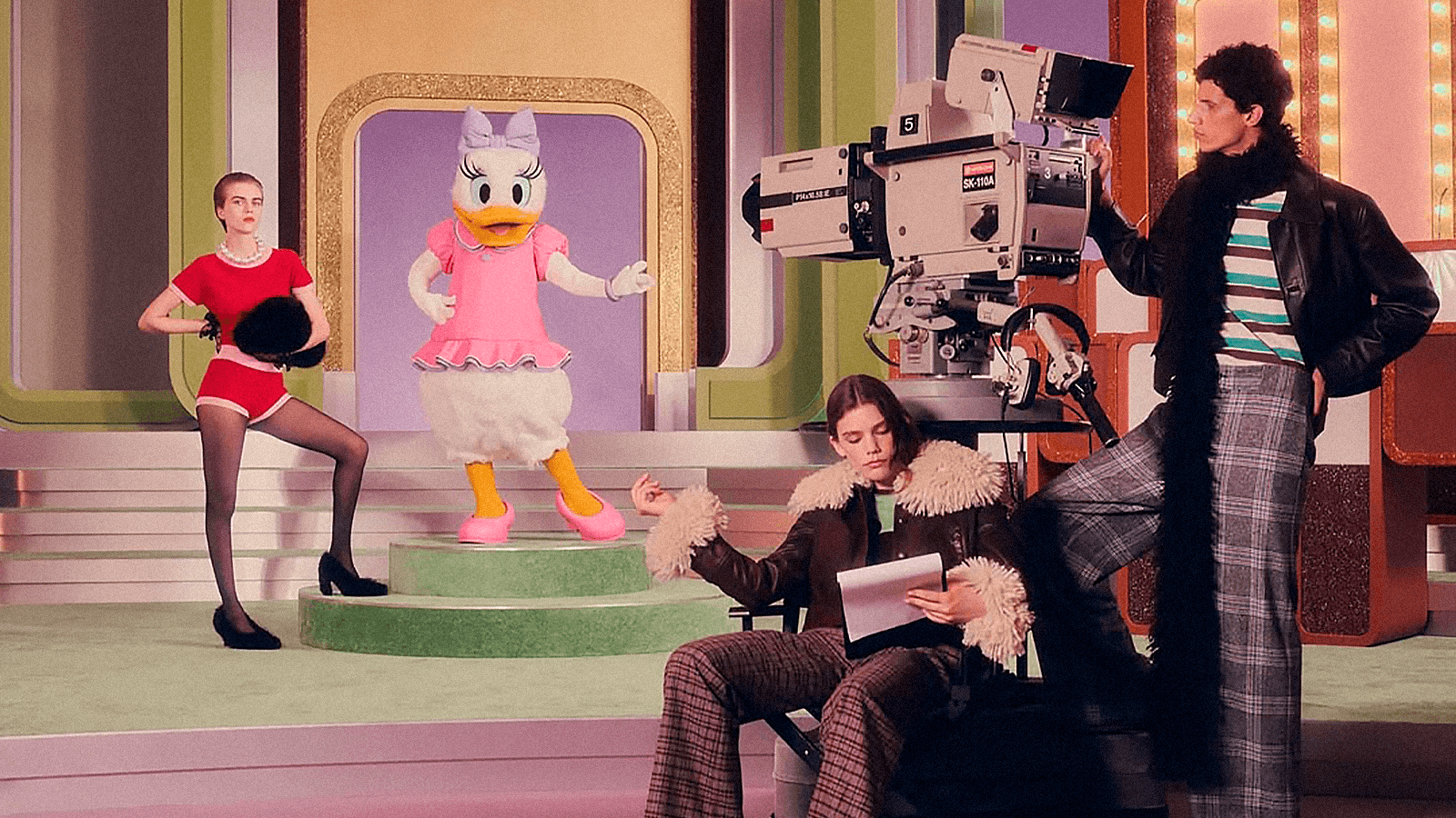 Aw Gee! Wow: Zara, Disney және Гарри Ламберттің біріккен топтамасы