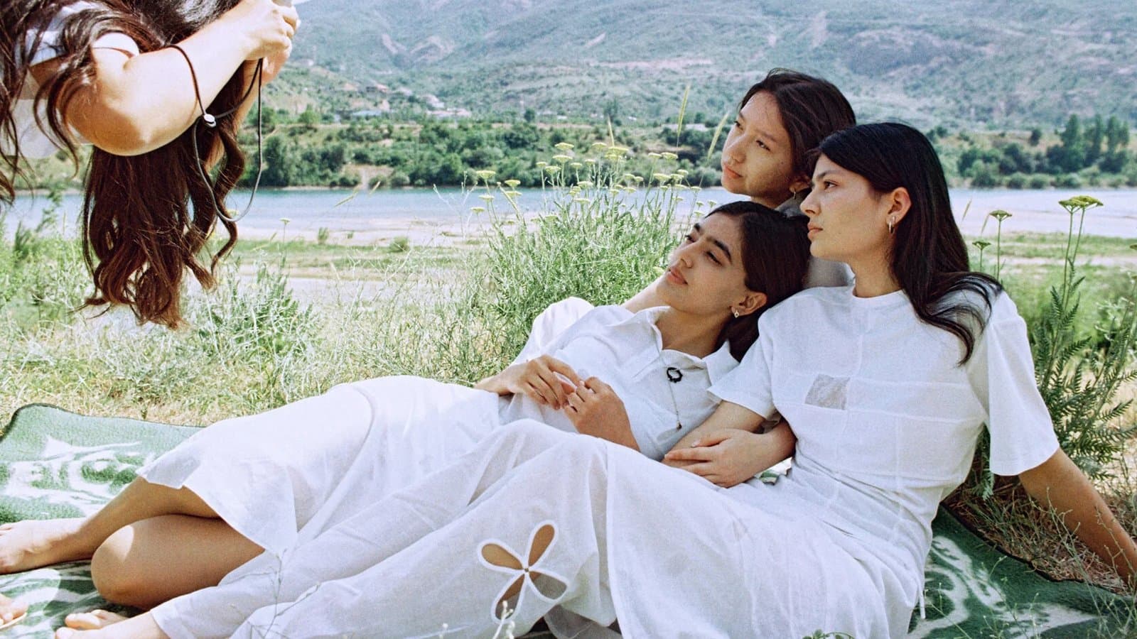 CHILLA,  J.KIM | Photography: Hassan Kurbanbaev