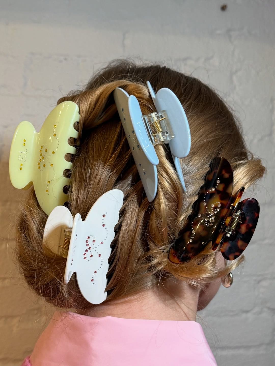 Instagram: @sandyliang