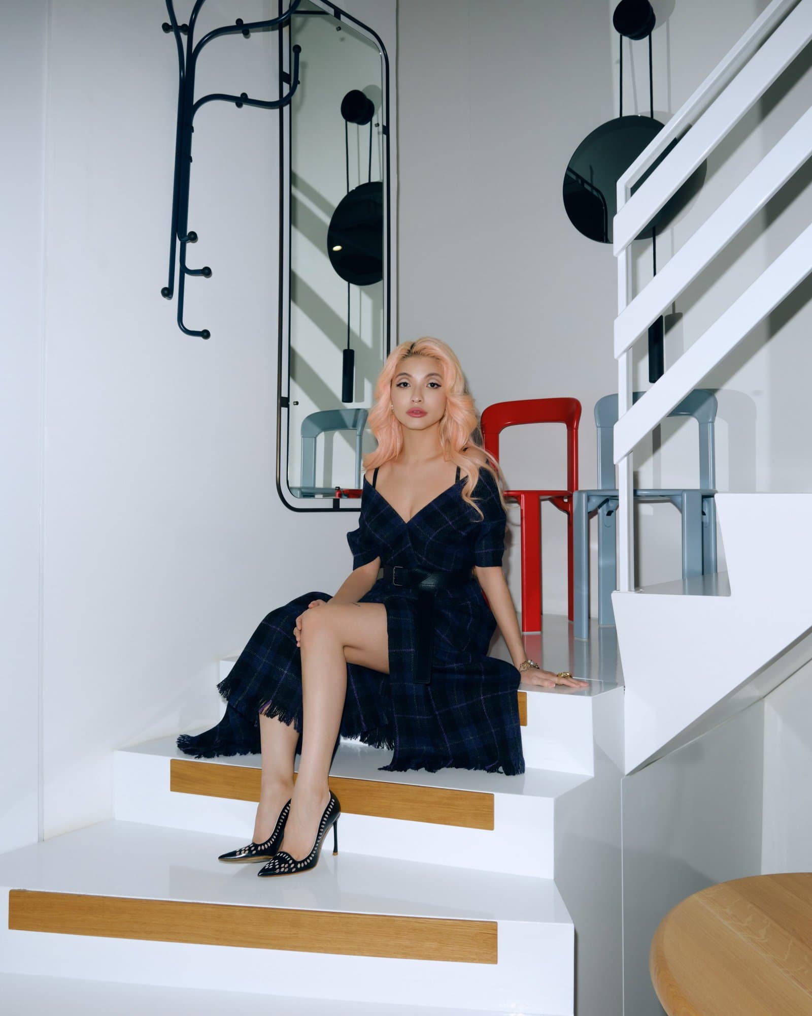 Мика Барнидің таңғаларлық әлемдері