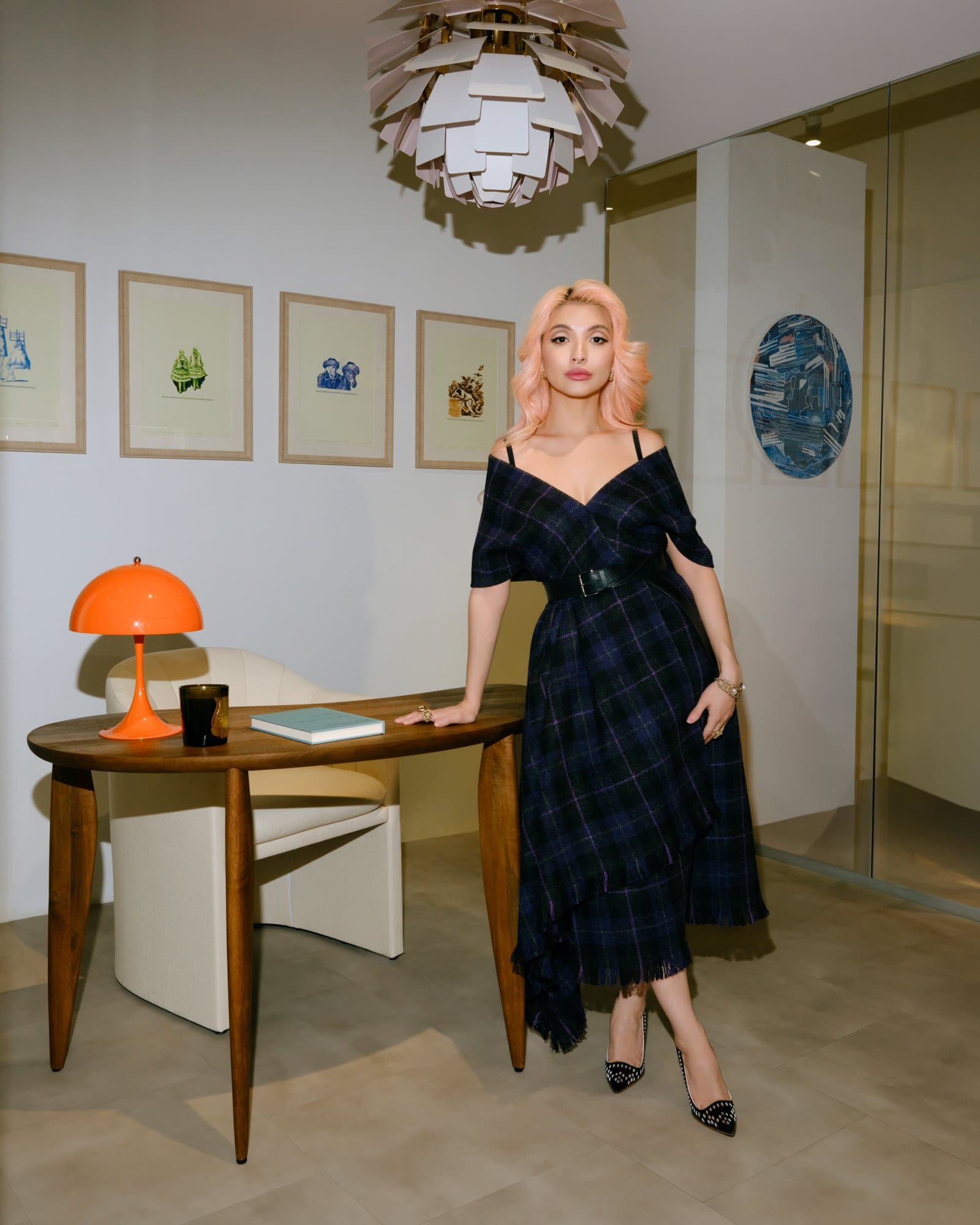 Мика Барнидің таңғаларлық әлемдері