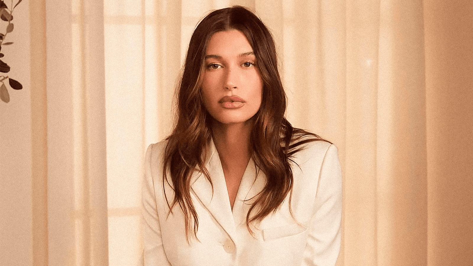 Instagram @haileybieber