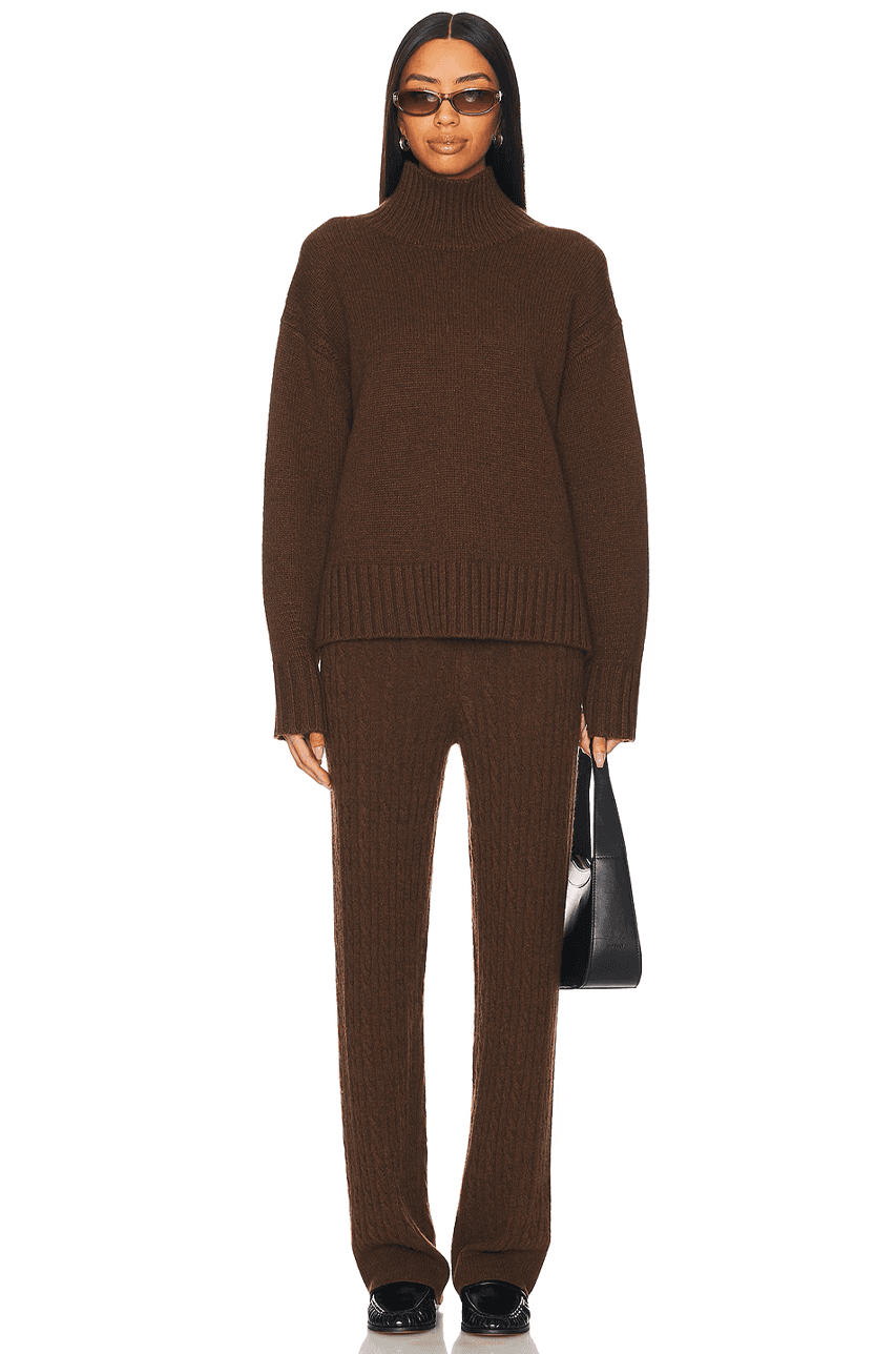 Pantone бойынша 2025 жылдың түсі: Mocha Mousse – жайлылық пен сәннің жаңа символы