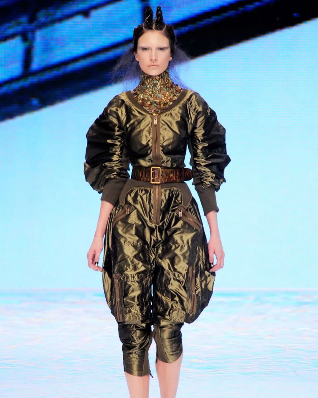 Показ Alexander McQueen весна-лето 2010 «Plato’s Atlantis»
