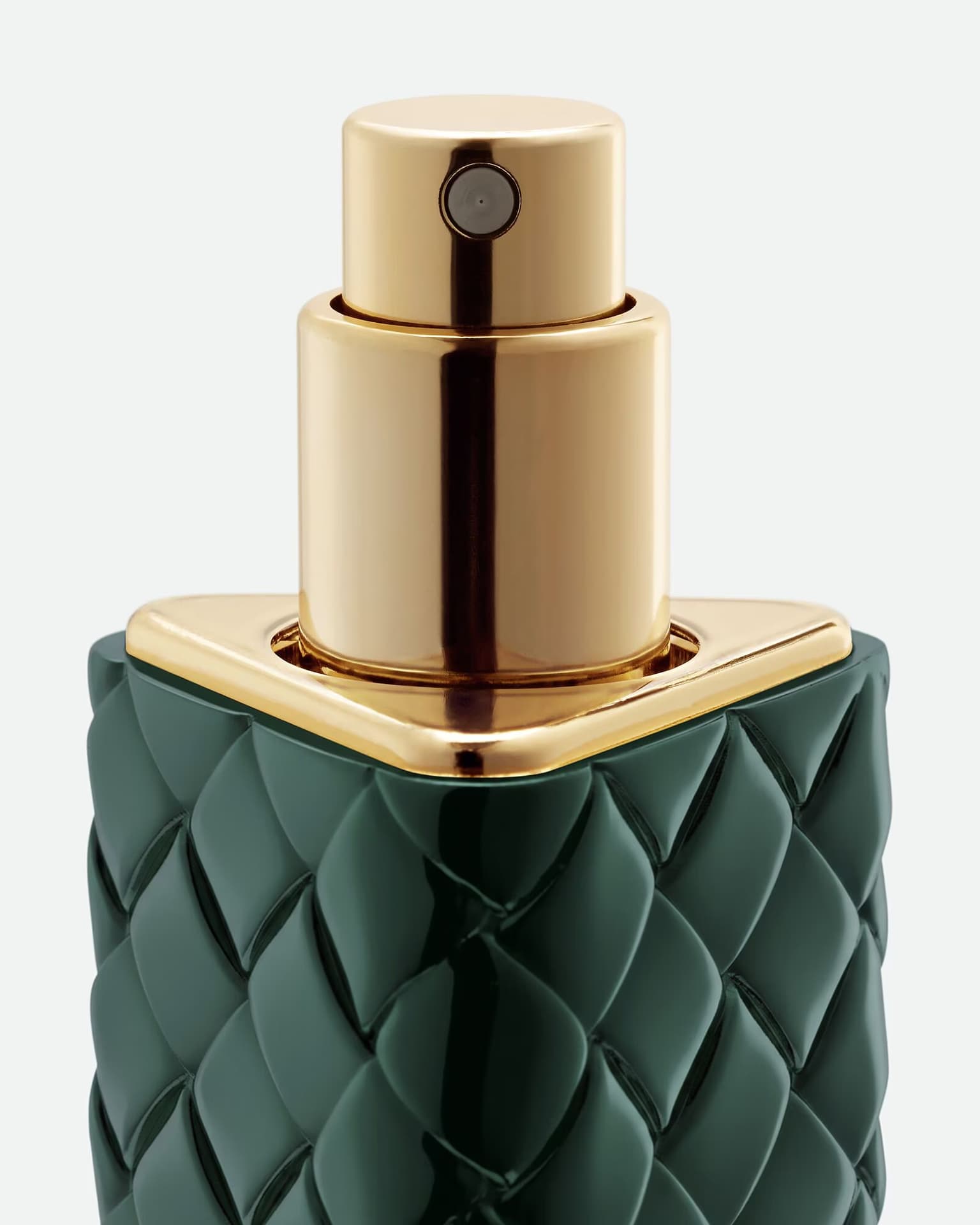 Официальный сайт Bottega Veneta