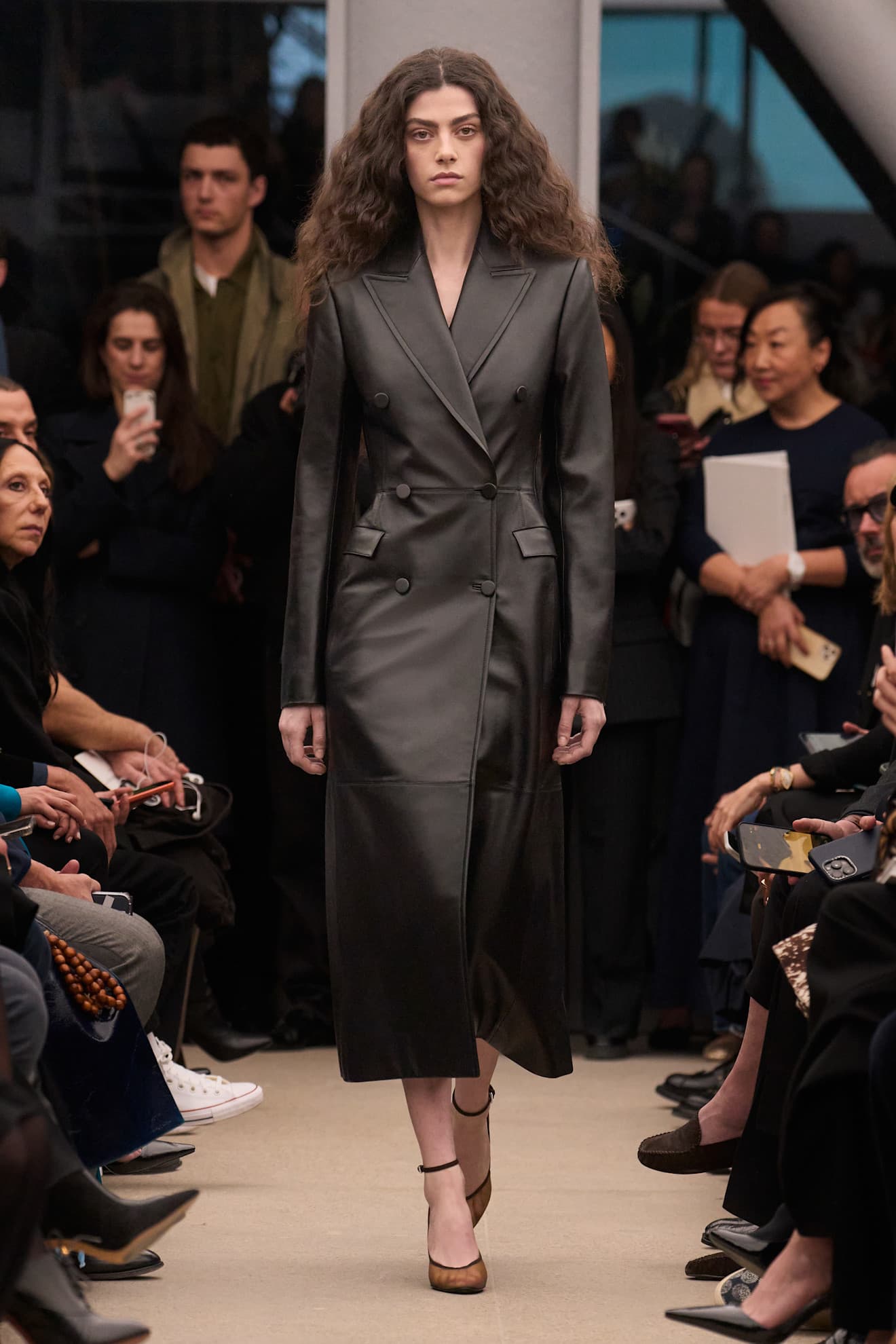 Показ Alaïa осень-зима 2026 | Spotlight