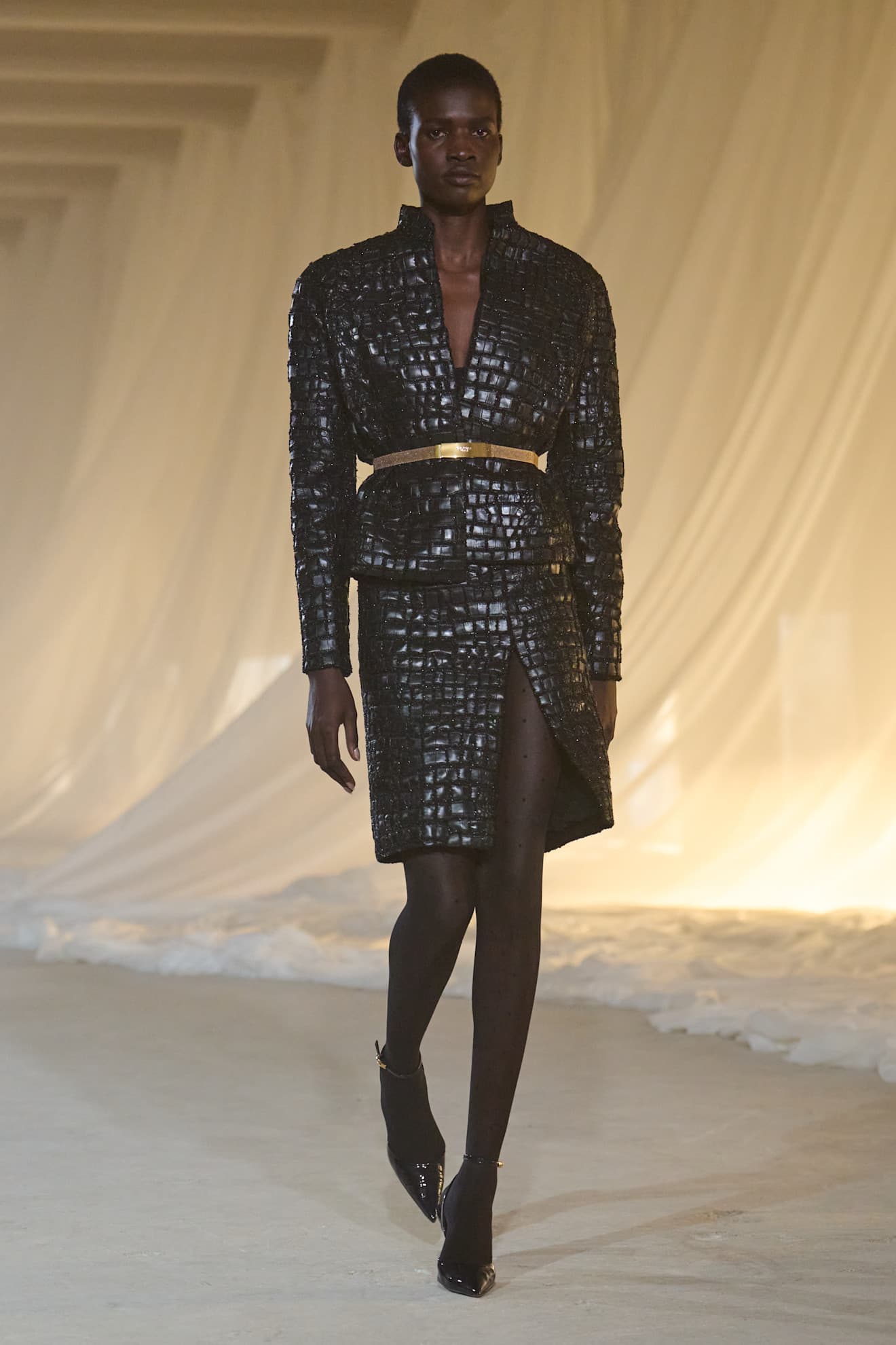 Показ Balmain осень-зима 2026 | Spotlight