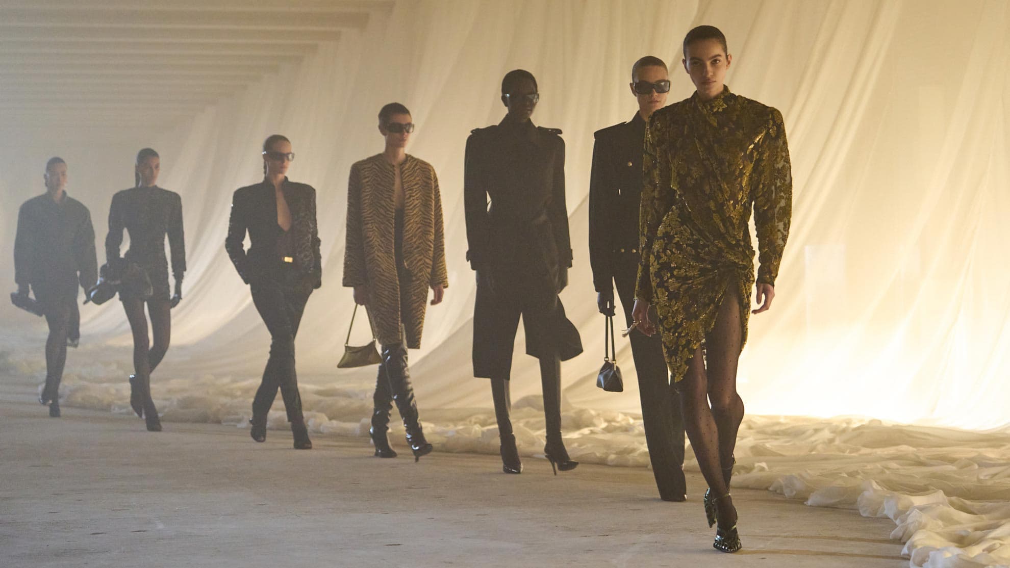 Показ Balmain осень-зима 2026 | Spotlight