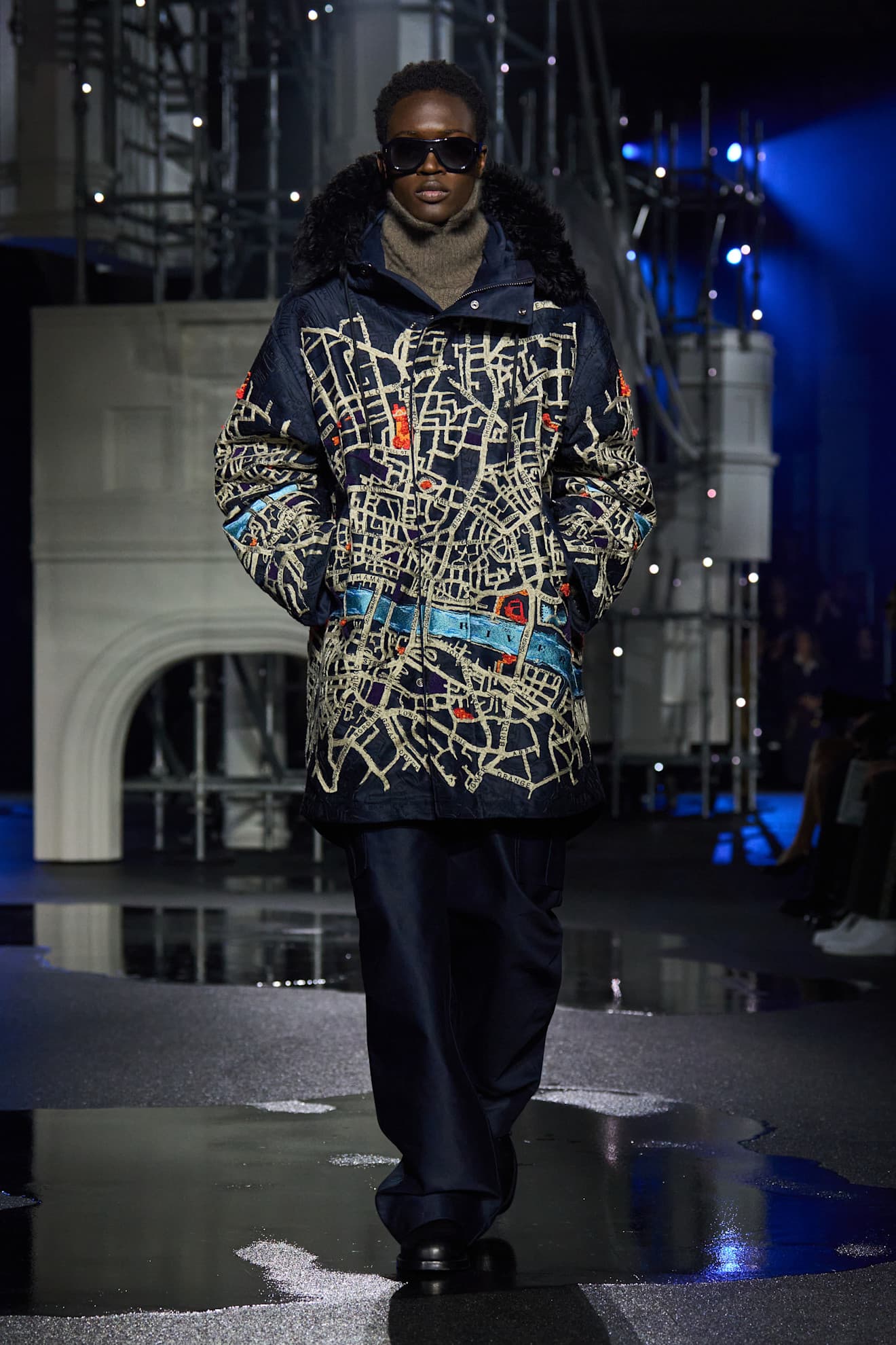 Показ Burberry осень-зима 2026 | Spotlight