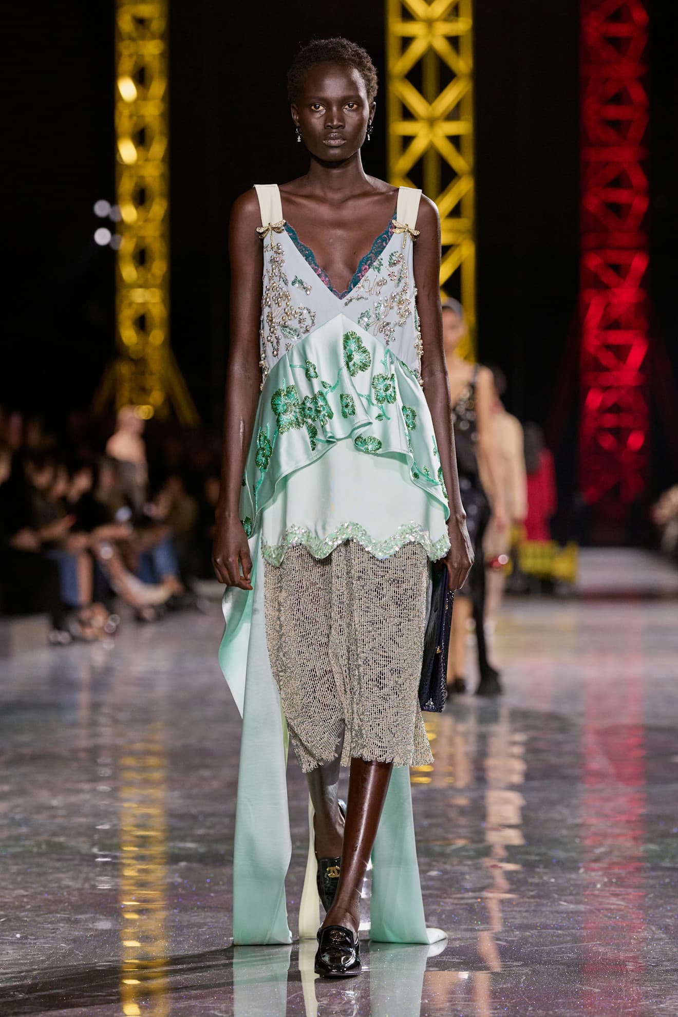 Показ Chanel осень-зима 2026 | Spotlight