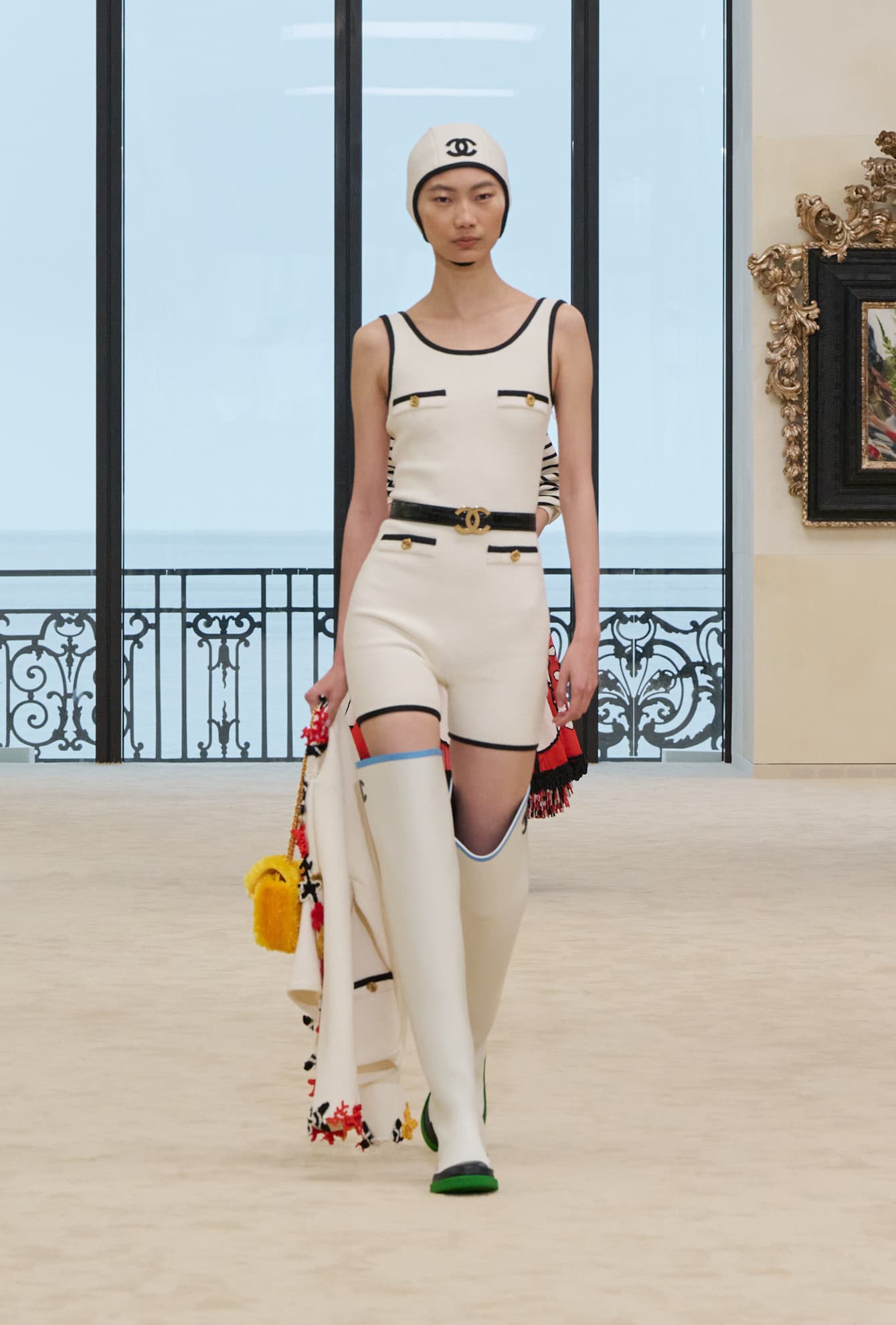 Показ Chanel | Spotlight