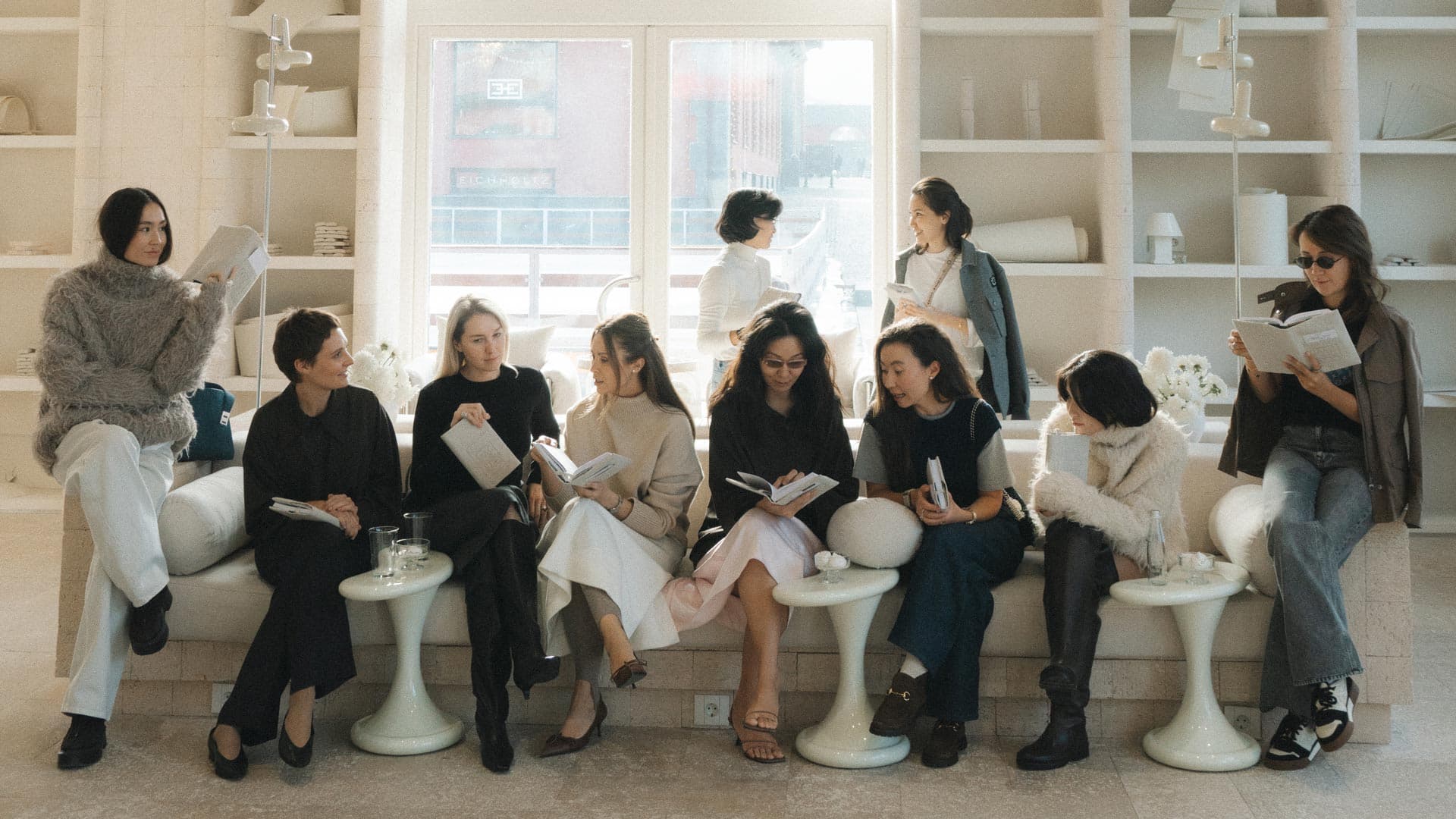 Тема книжных клубов сегодня весьма популярна среди поклонников литературы во всем мире | Méssa team