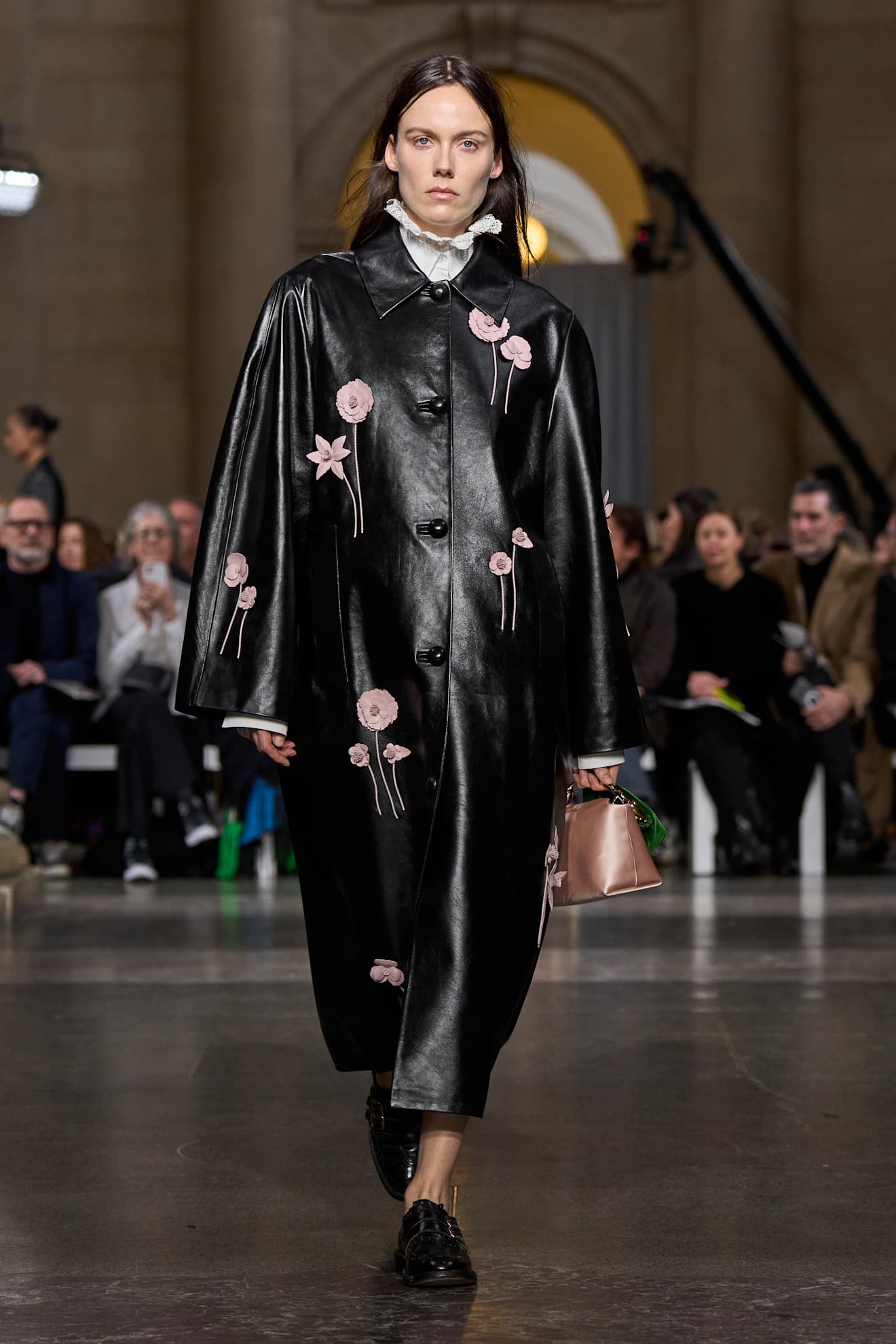 Показ Erdem осень-зима 2026 | Spotlight