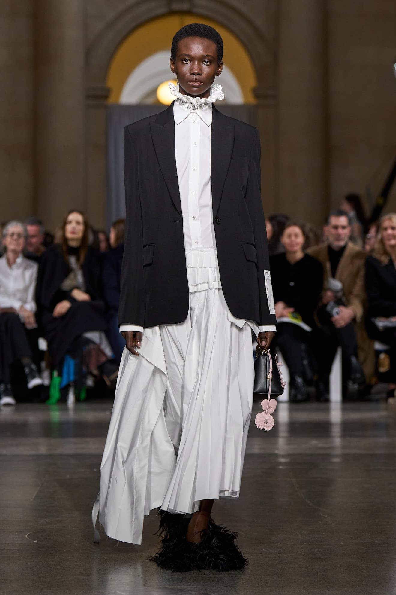 Показ Erdem осень-зима 2026 | Spotlight