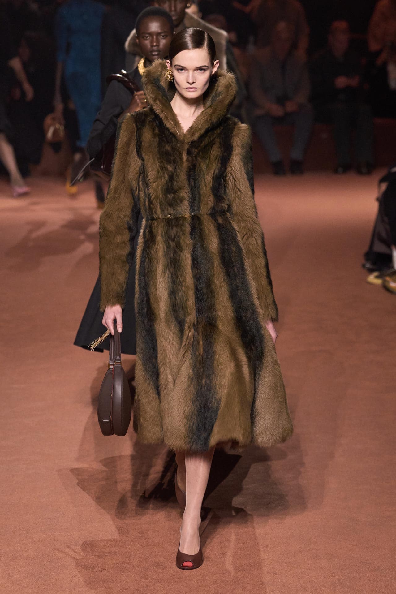 Fendi, осень-зима 2025 | Trunk