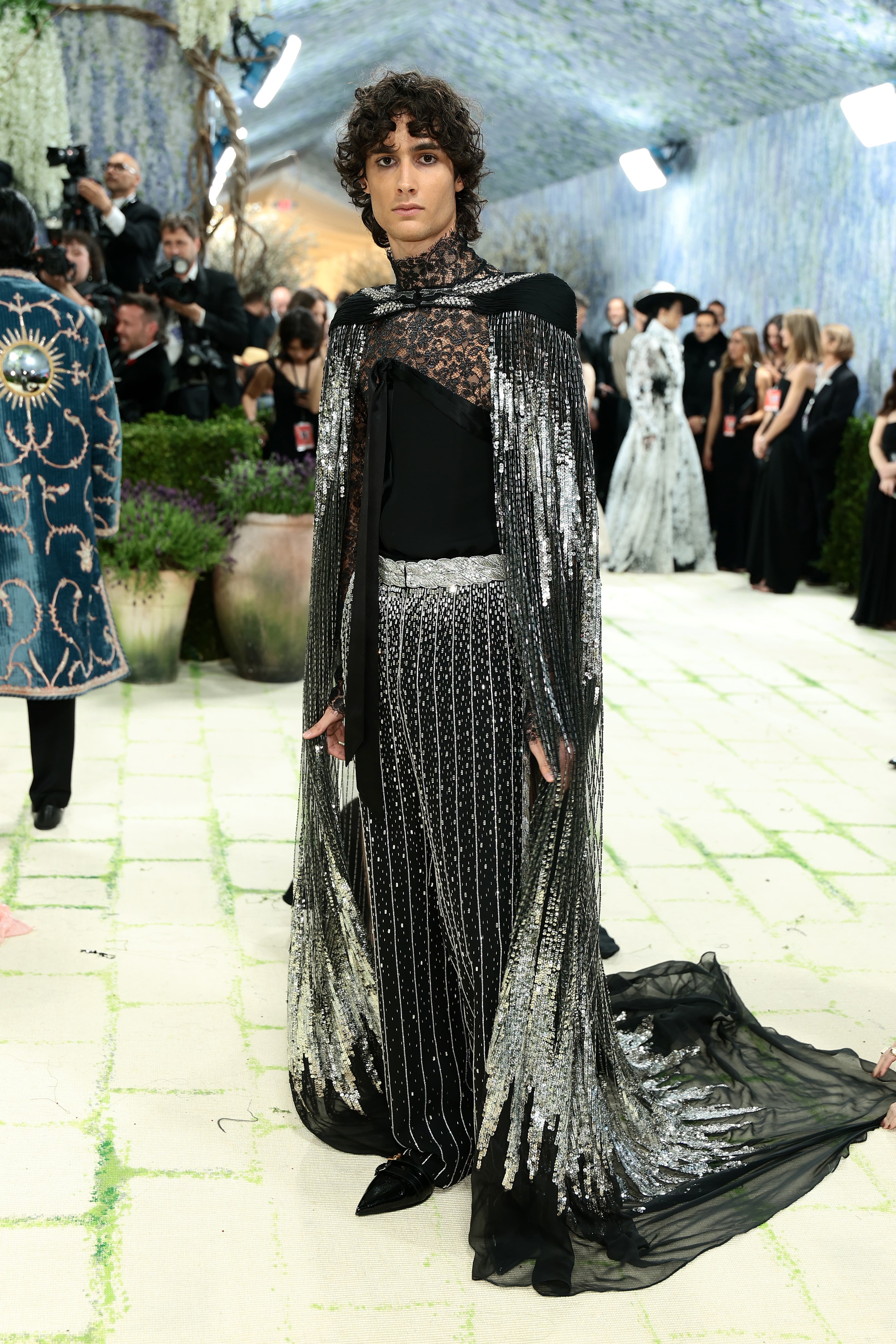 Sombr на Met Gala 2026| Dimitrios Kambouris / Getty Images for The Met Museum / Vogue