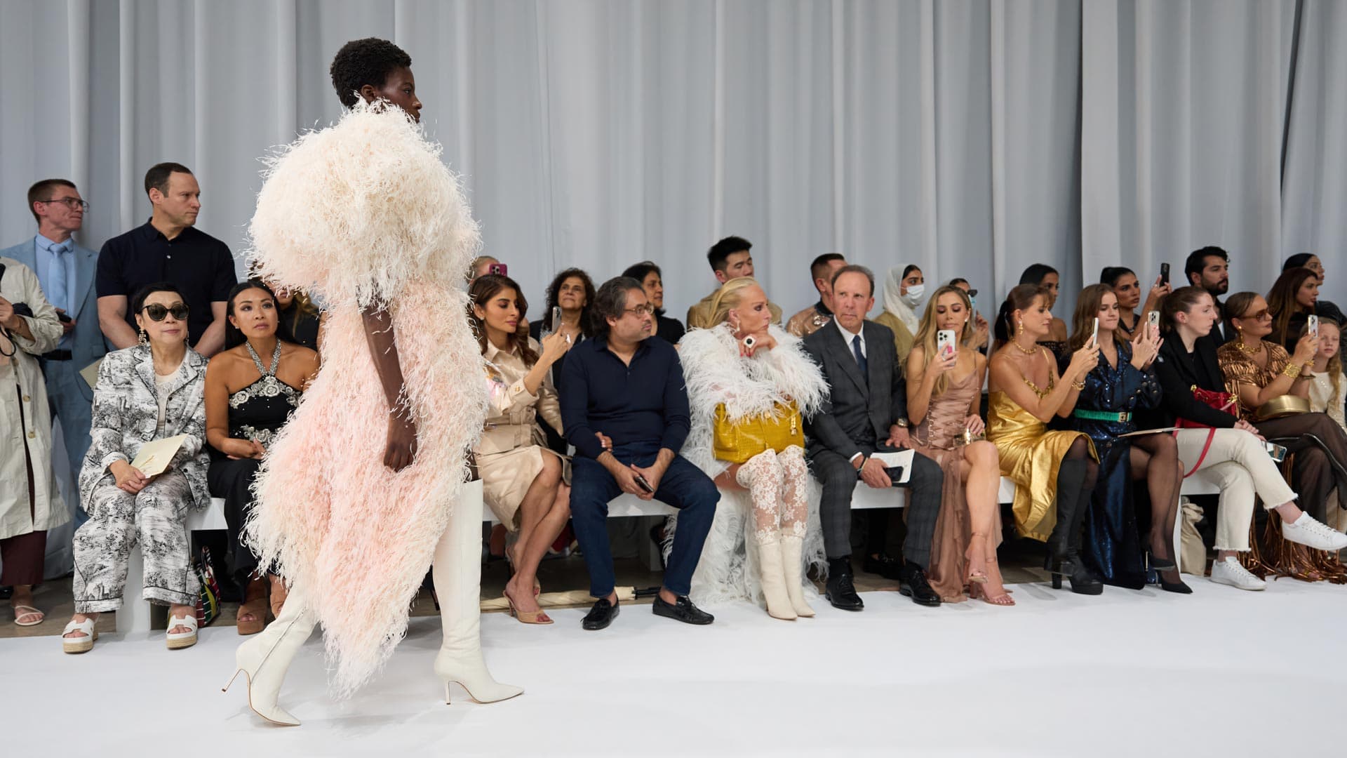 Кутюрный показ Tamara Ralph  в Париже | Spotlight