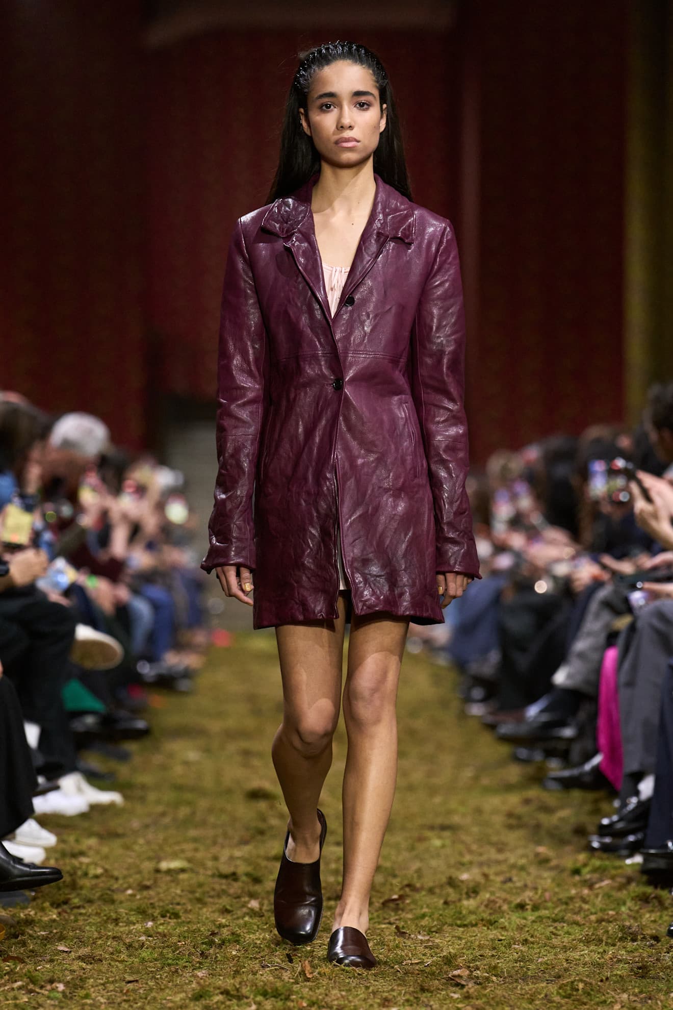 Показ Miu Miu осень-зима 2026 | Spotlight