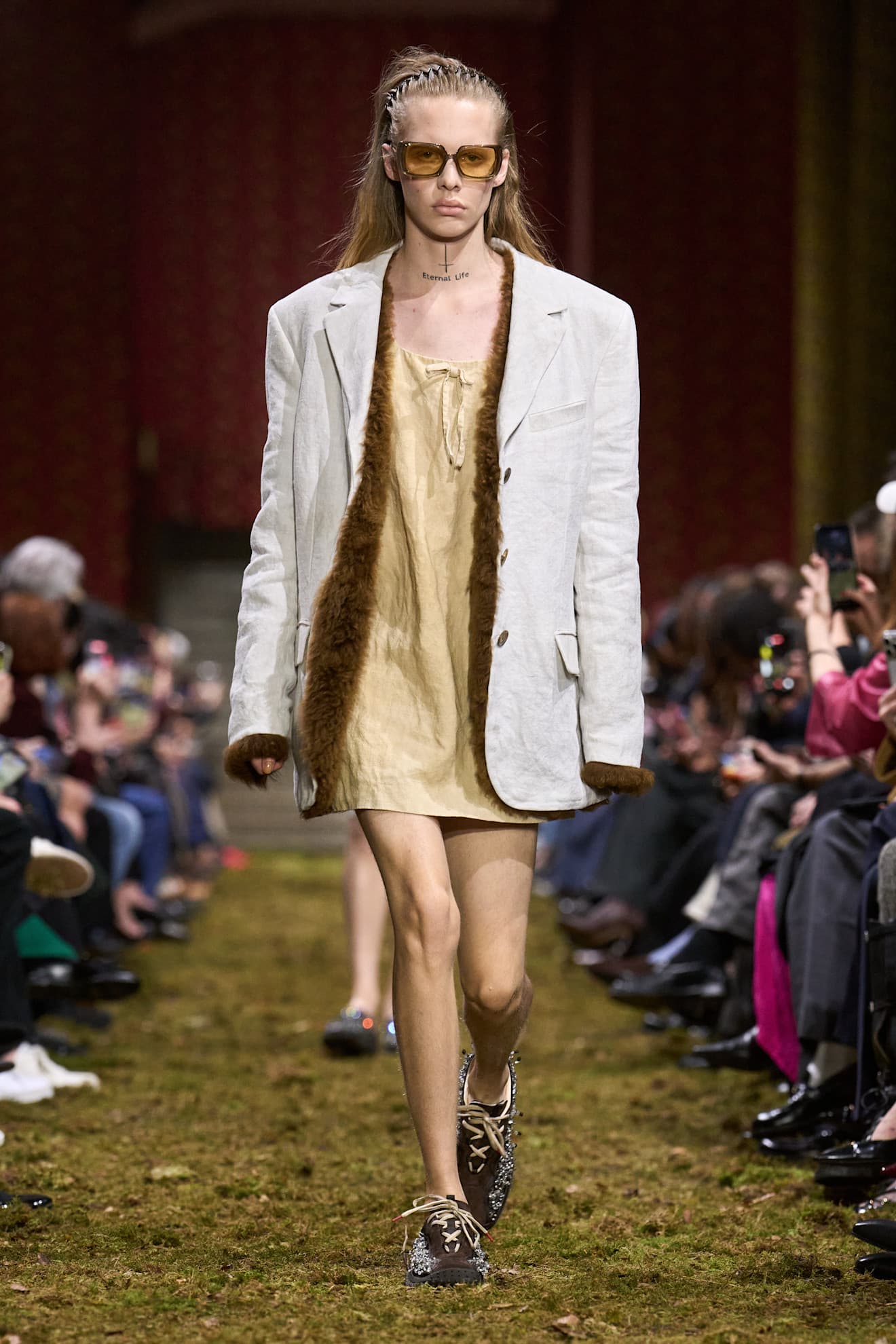 Показ Miu Miu осень-зима 2026 | Spotlight