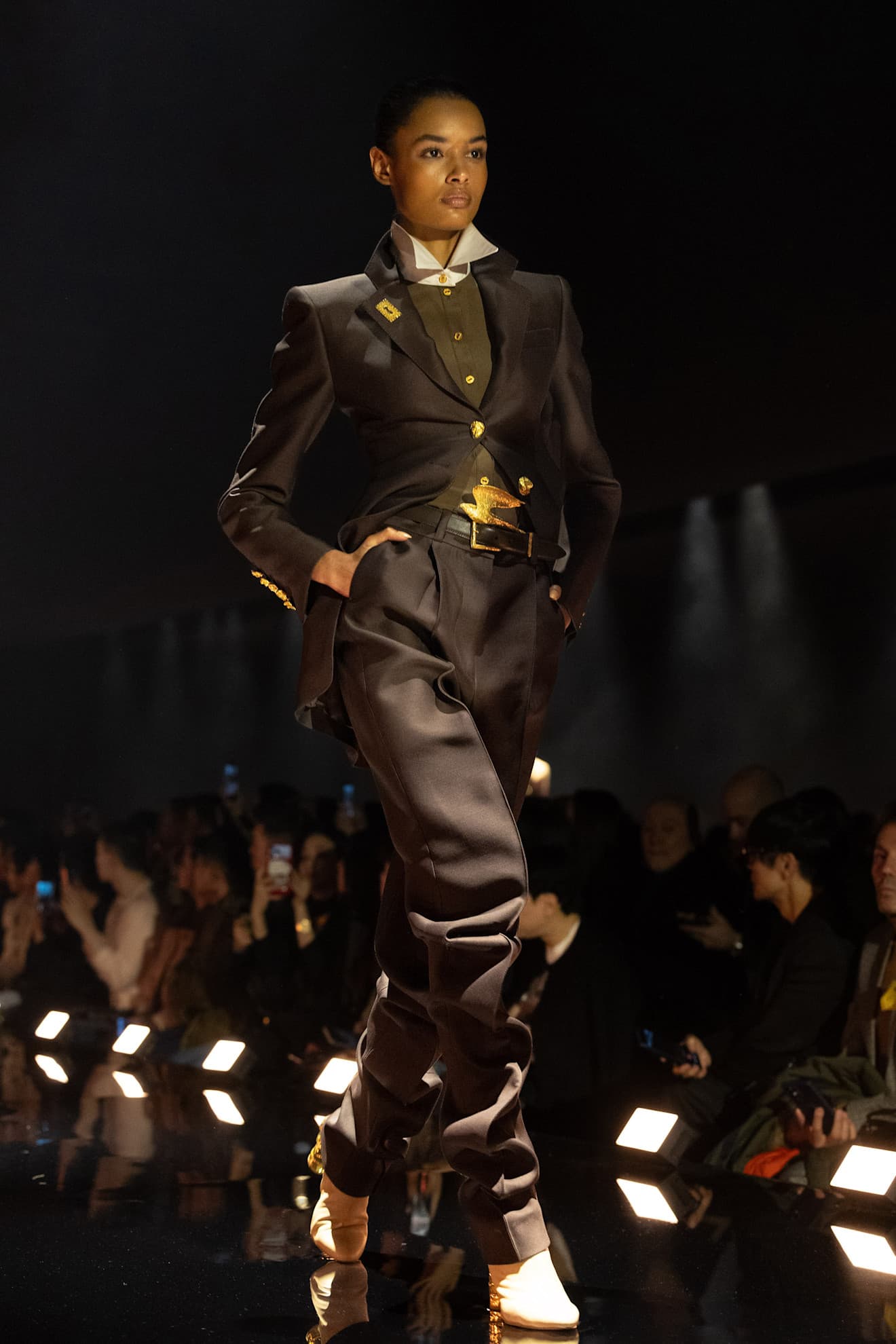 Показ Schiaparelli осень-зима 2026 | Spotlight