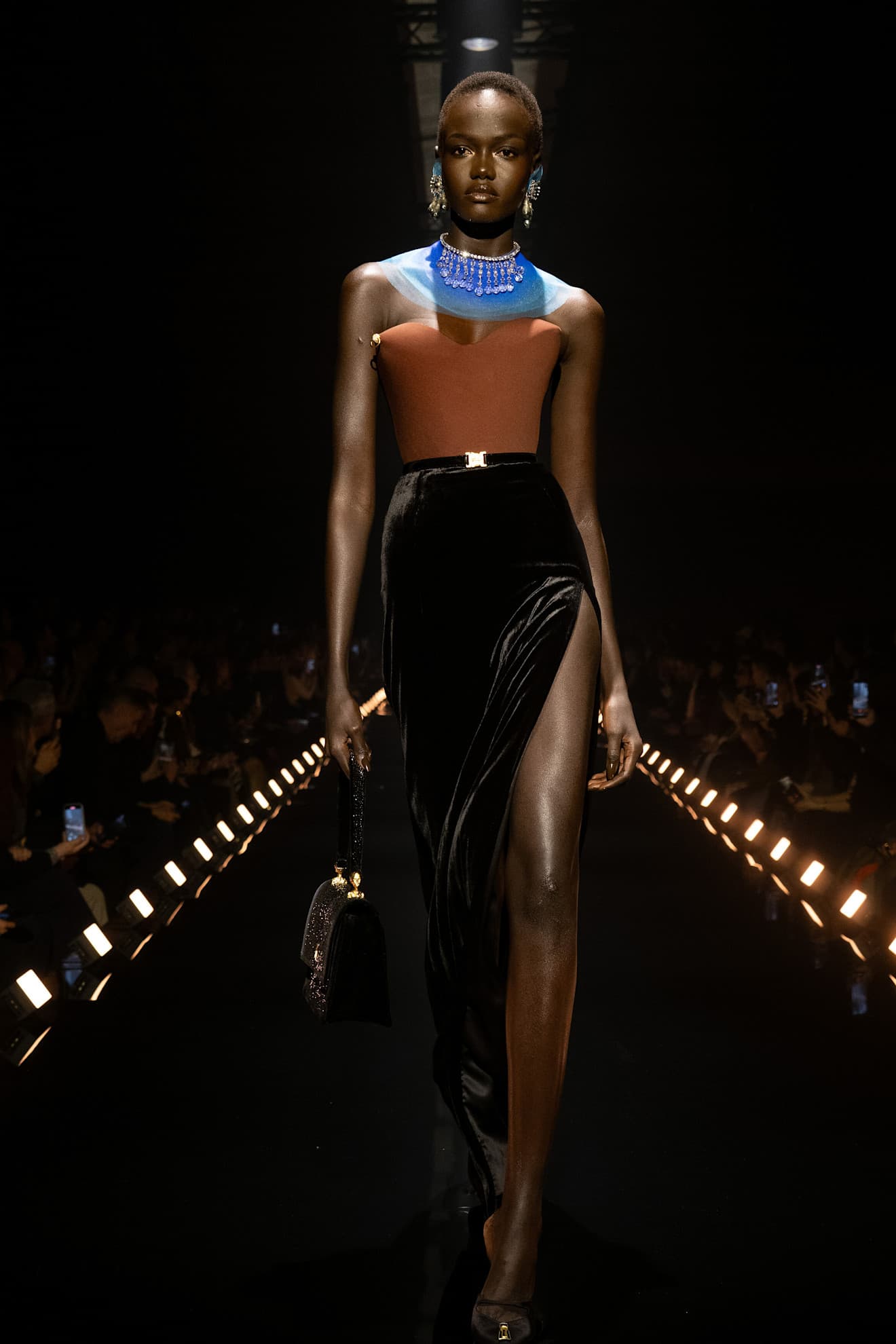 Показ Schiaparelli осень-зима 2026 | Spotlight